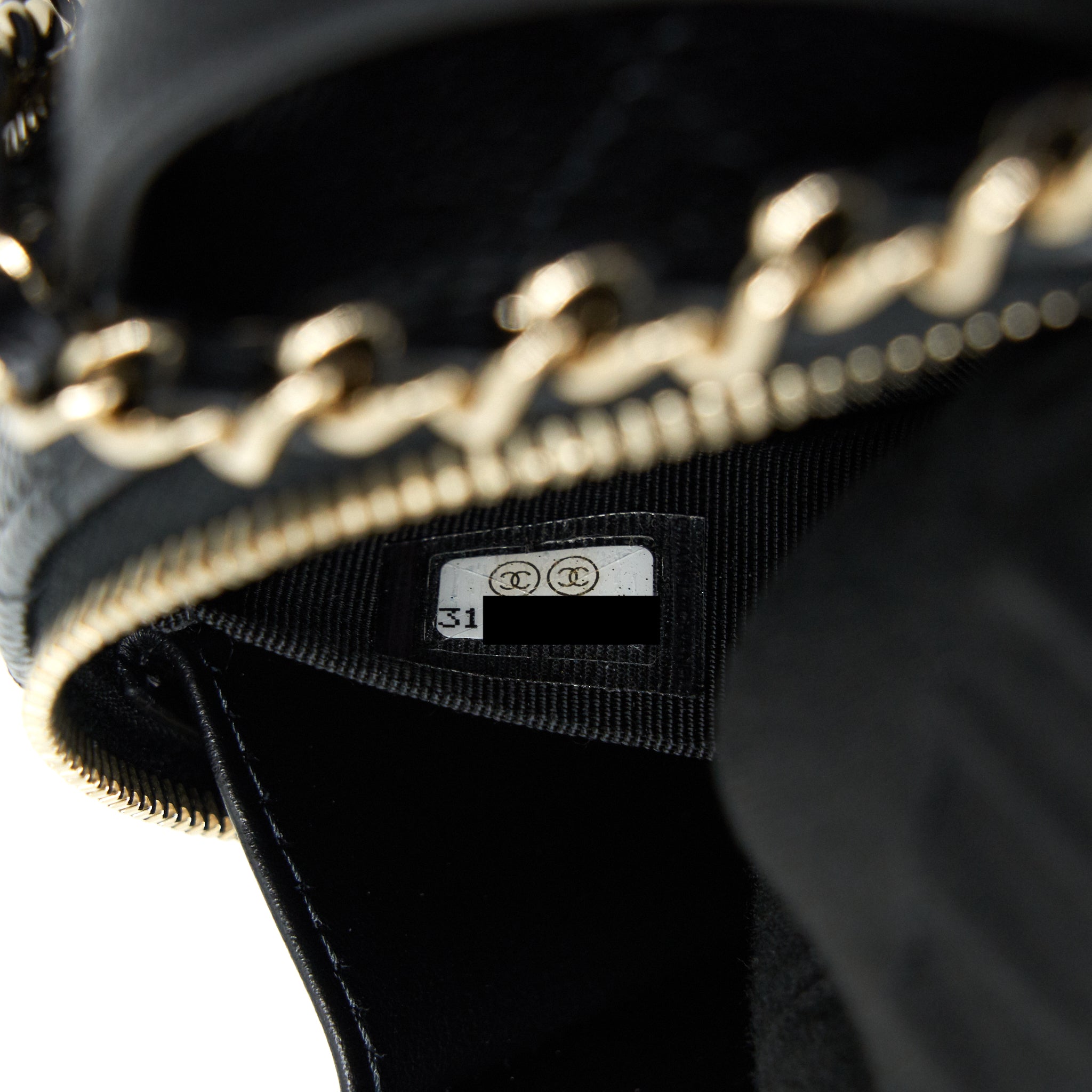 CHANEL 22C TOP HANDLE ROUND VANITY BLACK WITH CHAIN CAVIAR LGHW