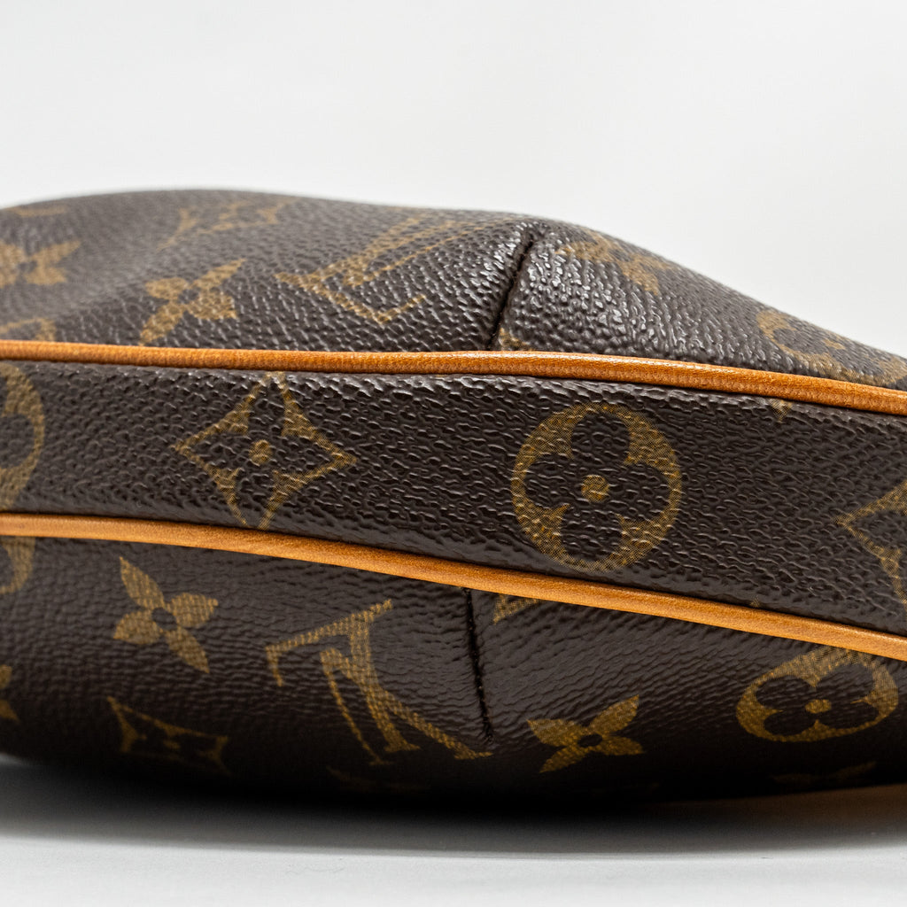 LOUIS VUITTON CROISSANT BAG MONOGRAM CANVAS GHW