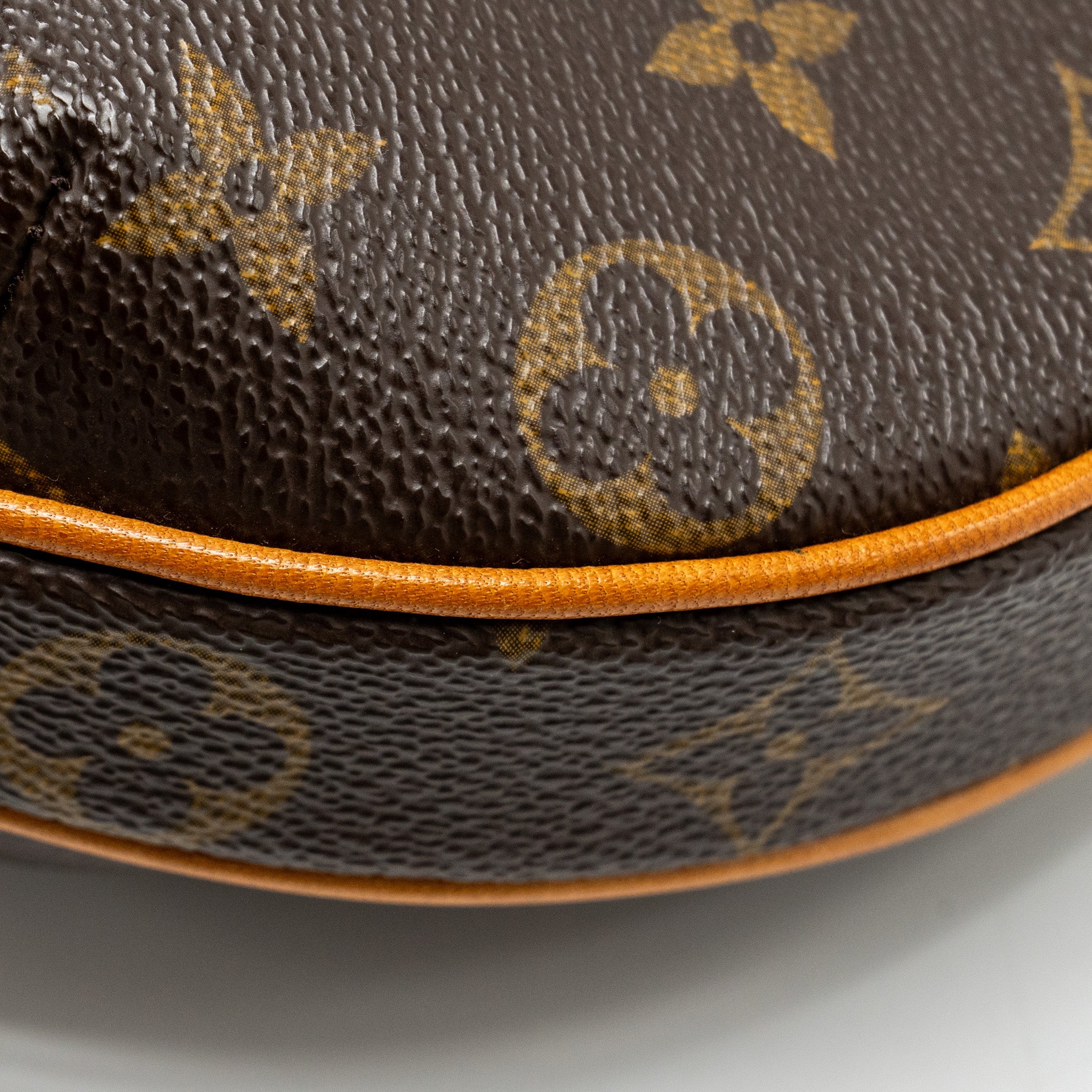 LOUIS VUITTON CROISSANT BAG MONOGRAM CANVAS GHW