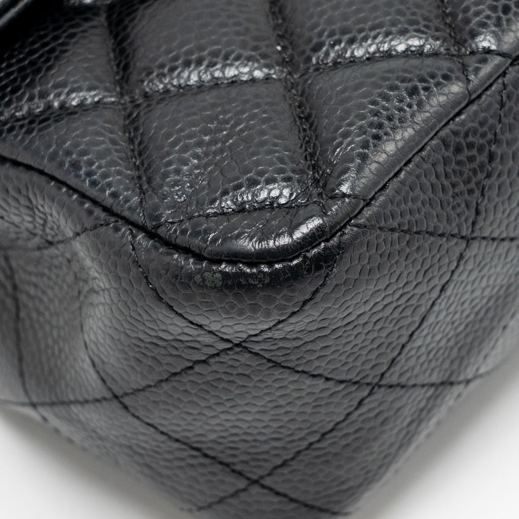 CHANEL MEDIUM CLASSIC DOUBLE FLAP BAG CAVIAR BLACK GHW