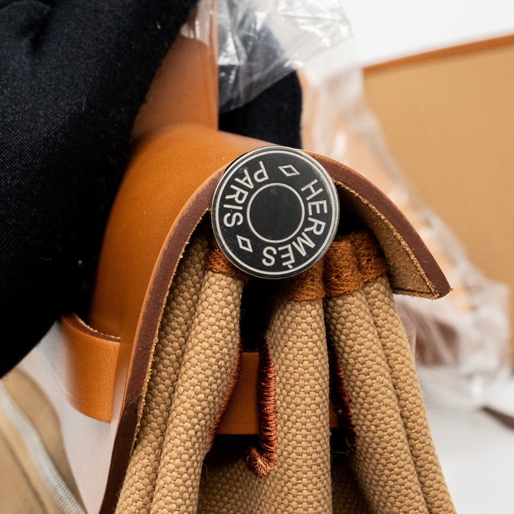 HERMES HERBAG 31 ZIP BAG CANVAS/HUNTER CHAI/FAUVE SHW