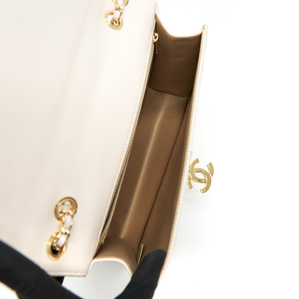 CHANEL CC LOGO FLAP BAG WITH CHAIN QUILTED LAMBSKIN IVORY WHITE
