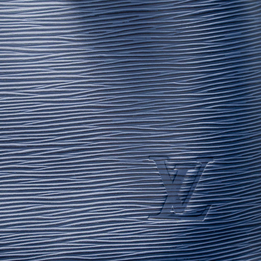 LOUIS VUITTON NEONOE EPI INDIGO SHW