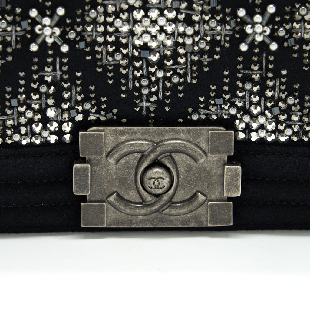 CHANEL 19B MEDIUM BOY FLAP BAG LIMITED EDITION FABRIC BLACK RUTHENIUM SILVER HARDWARE