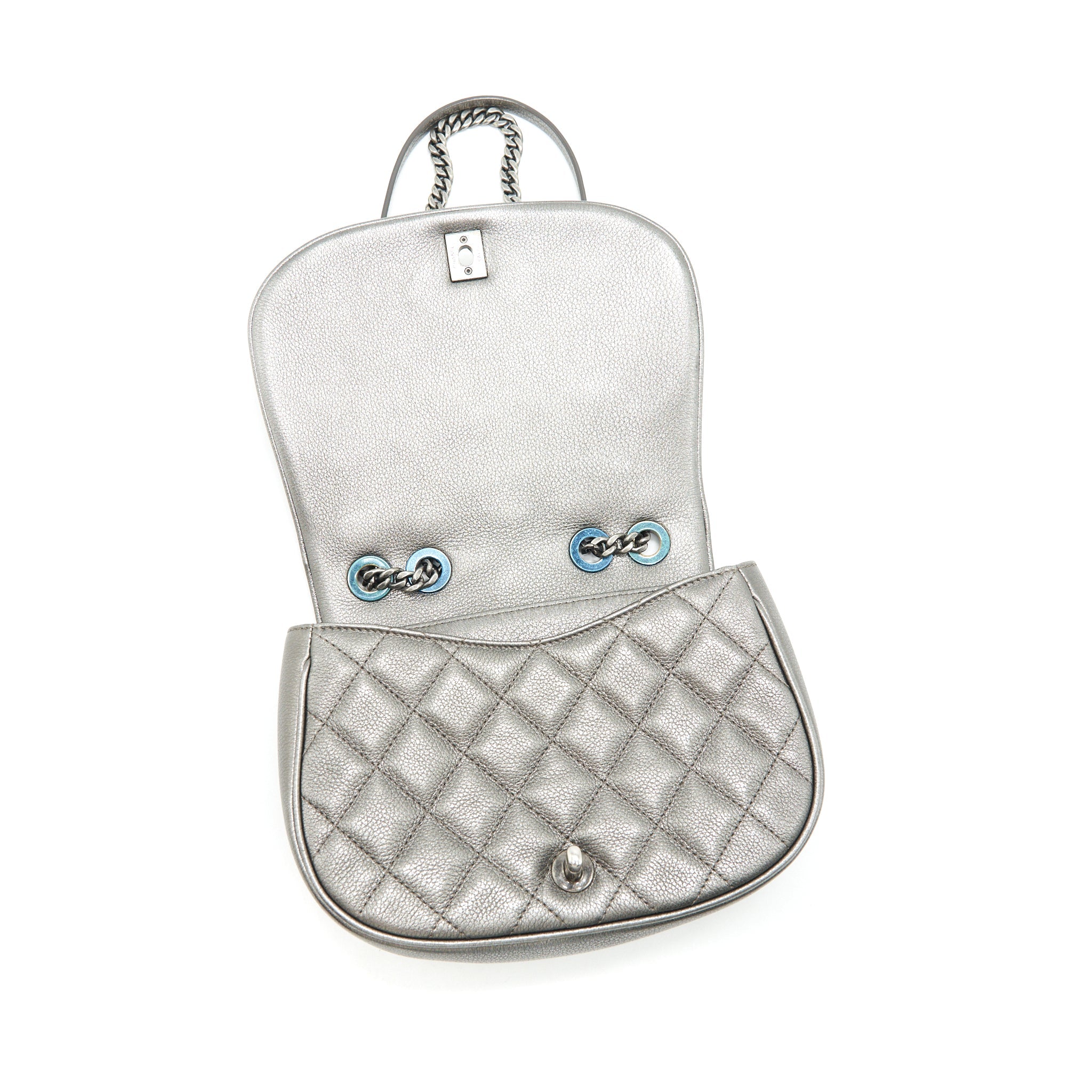 CHANEL CC LOGO QUILTED CALFSKIN FLAP BAG IN METALLIC DARK GREY