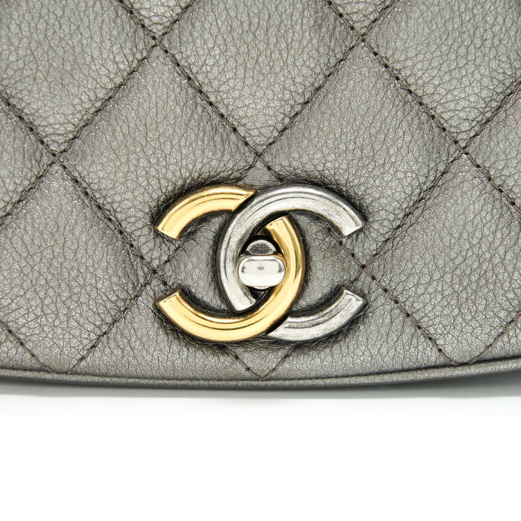 CHANEL CC LOGO QUILTED CALFSKIN FLAP BAG IN METALLIC DARK GREY