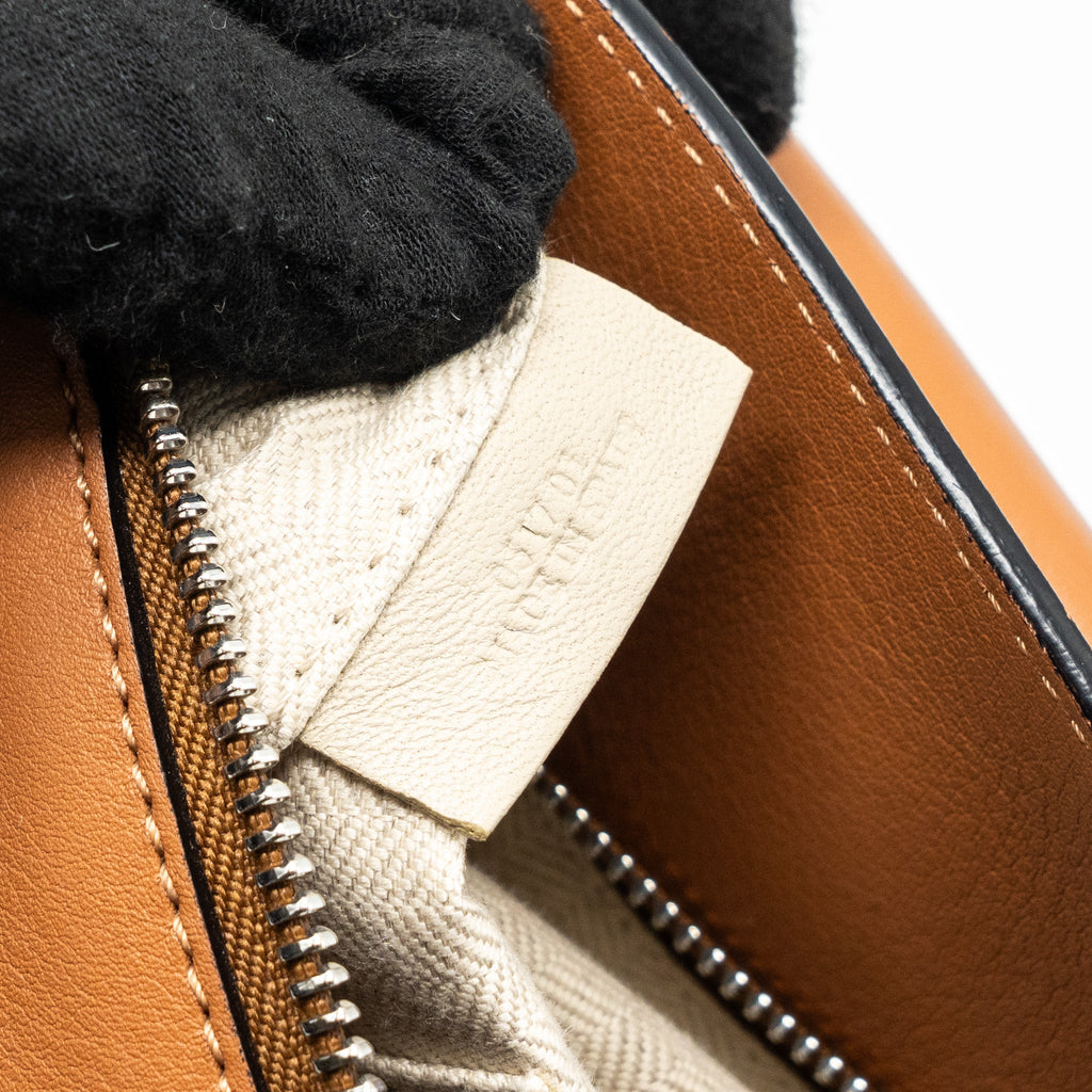 LOEWE PUZZLE BAG IN CLASSIC CALFSKIN TAN SHW