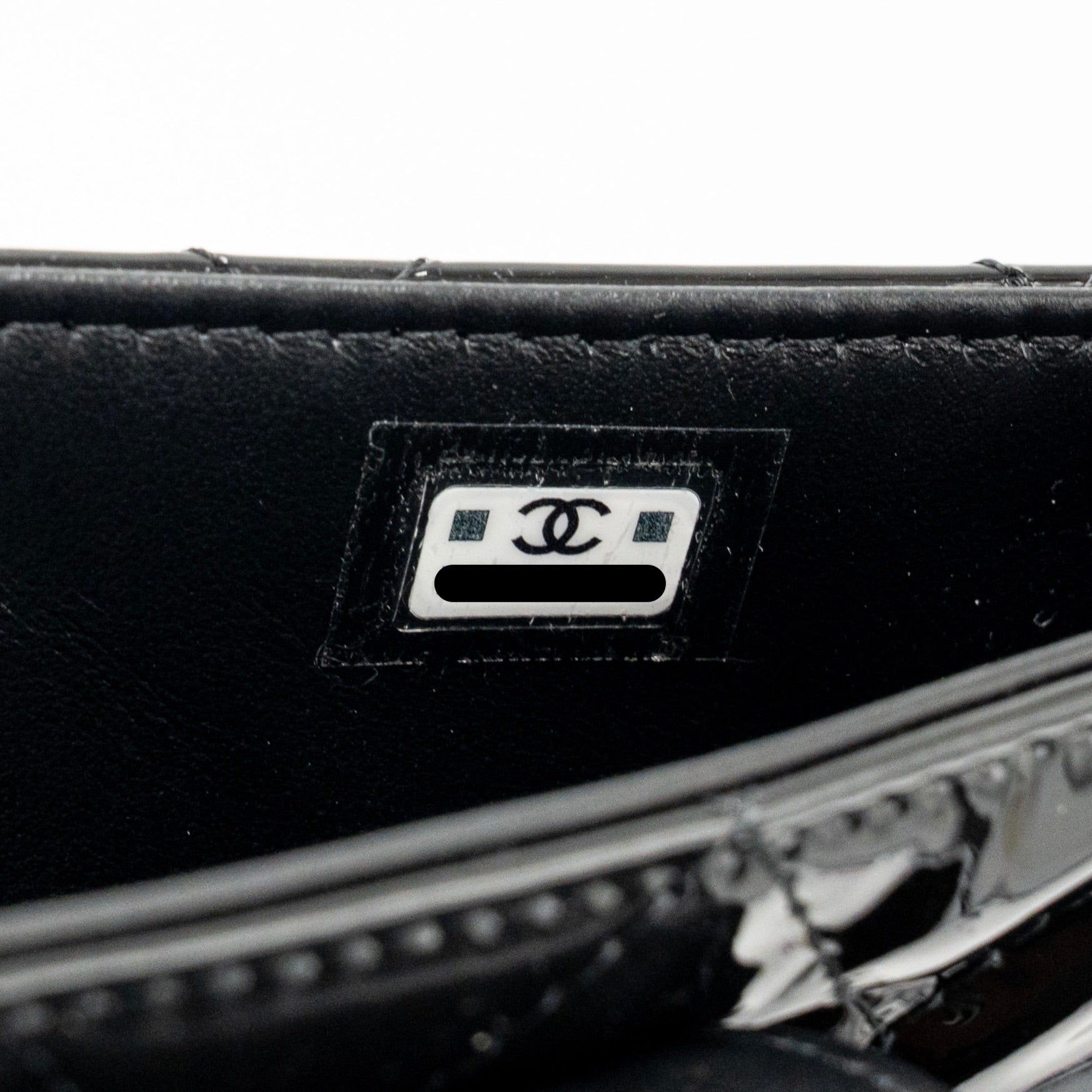 CHANEL 23K HOOP BAG PATENT LEATHER BLACK GHW (MICROCHIP)