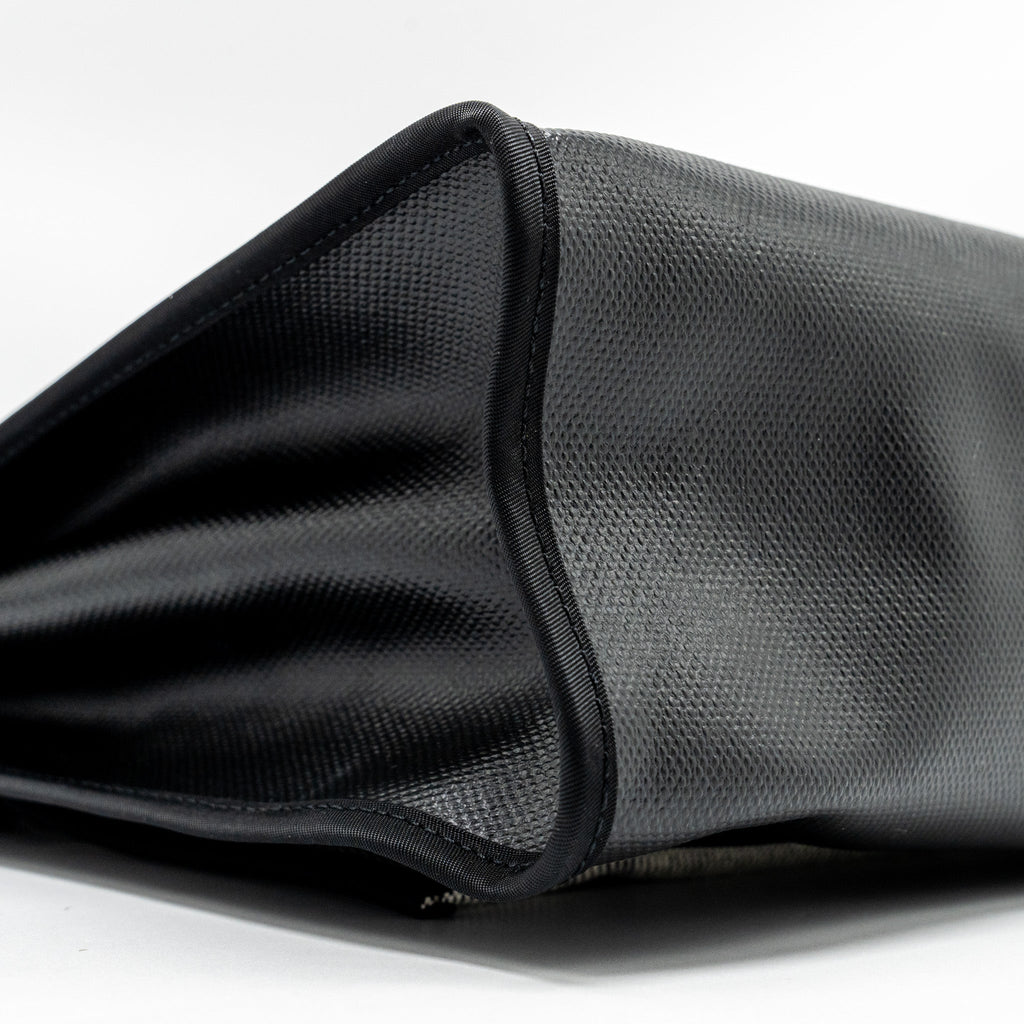 HERMES HERBAG 31 ZIP BAG BERLINE CANVAS / VACHE HUNTER BLACK / ECRU GHW