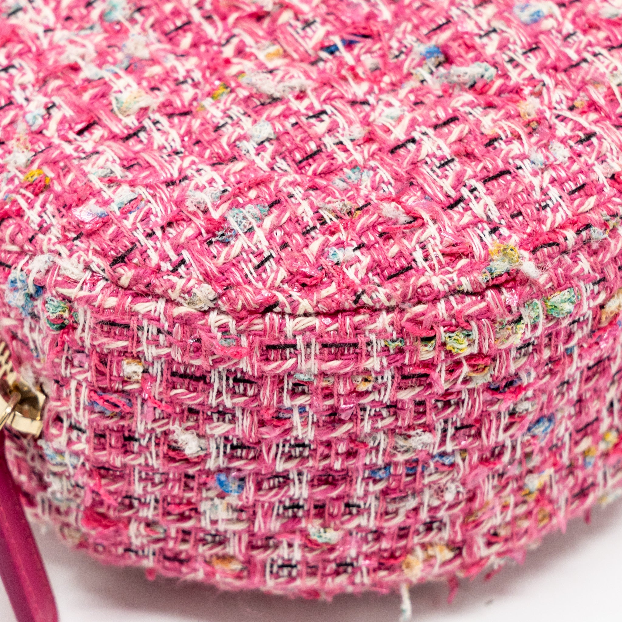 CHANEL ROUND CLUTCH WITH CHAIN TWEED PINK/MULTICOLOUR LGHW
