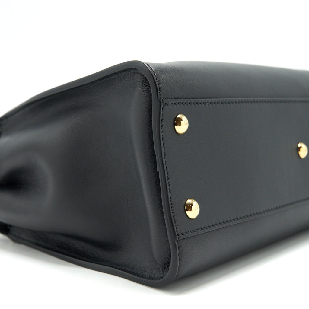 FENDI MEDIUM PEEKABOO BLACK CALFSKIN WITH BLACK/GHW