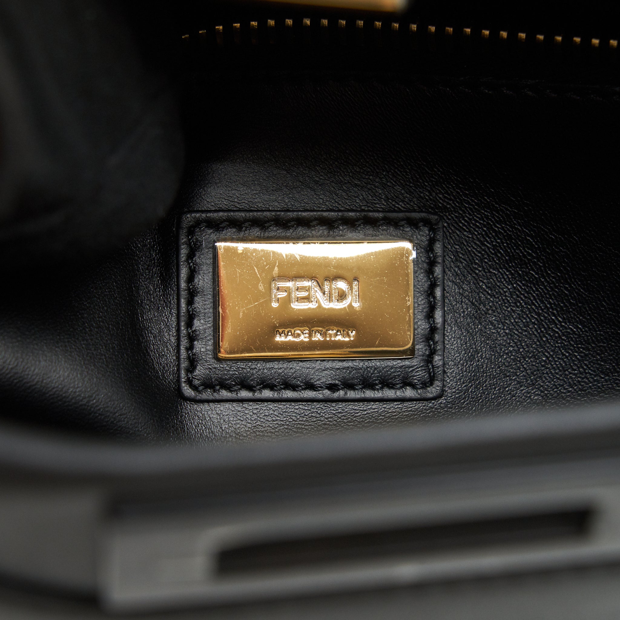 FENDI MEDIUM PEEKABOO BLACK CALFSKIN WITH BLACK/GHW