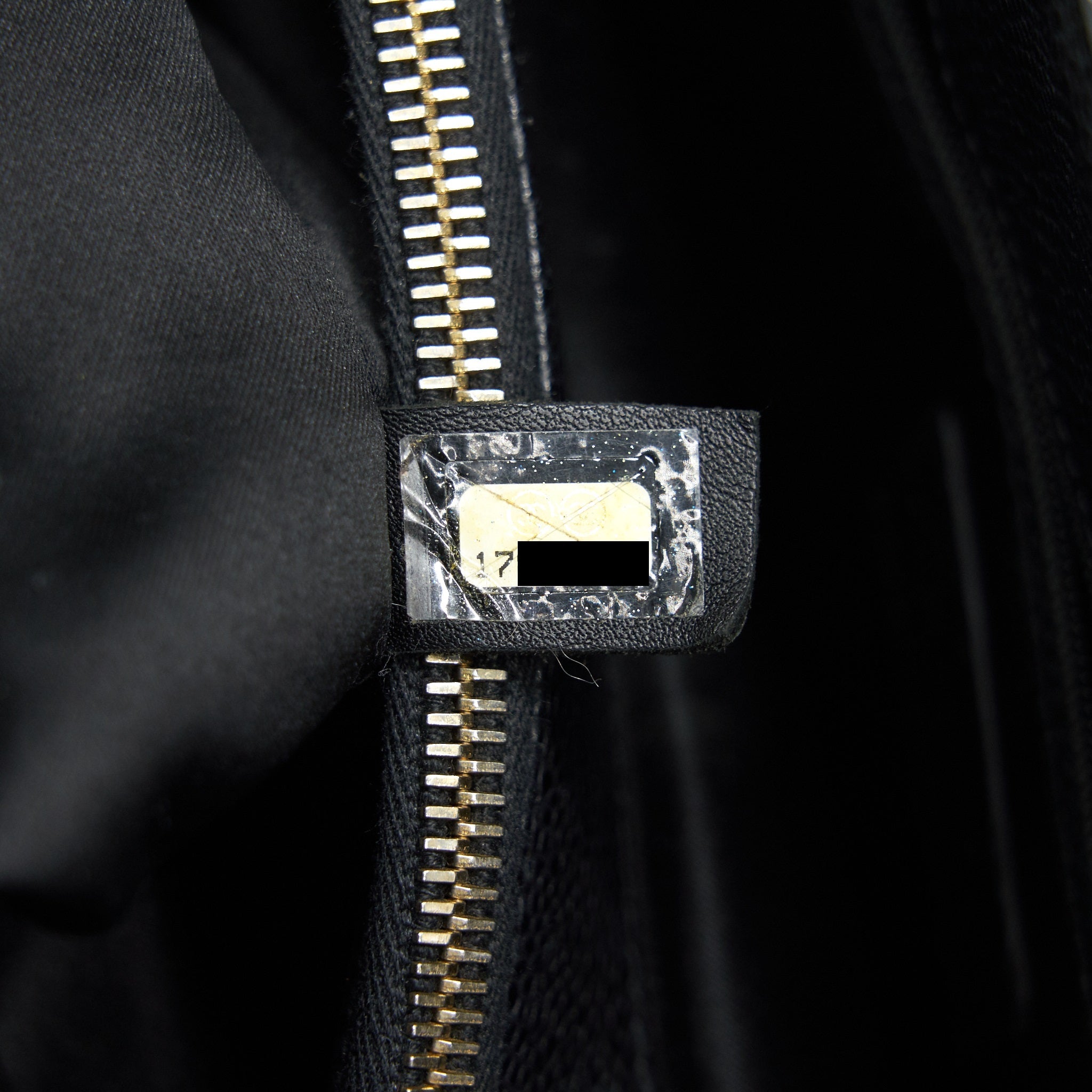 CHANEL GRAND SHOPPING TOTE CAVIAR BLACK GHW SERIAL 17