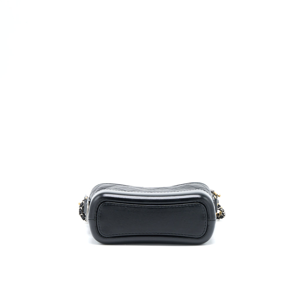 CHANEL SMALL GABRIELLE HOBO BAG WITH TOP HANDLE AGED CALFSKIN BLACK MULTICOLOUR HARDWARE