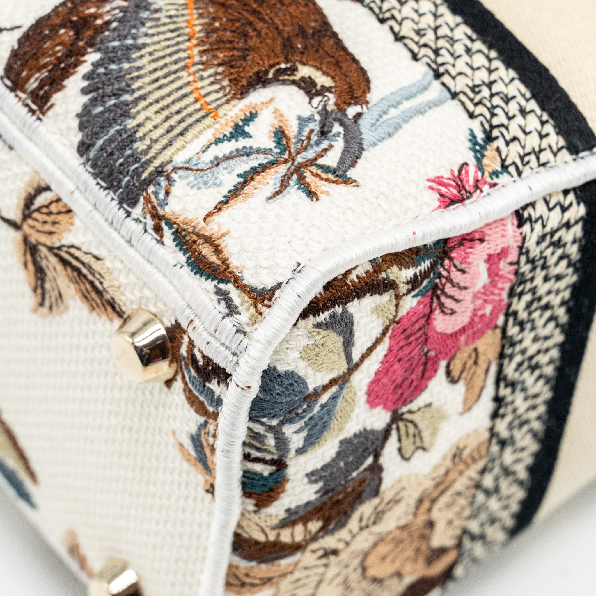 DIOR MEDIUM LADY D-LITE BAG EMBROIDERY WHITE/MULTICOLOR LGHW