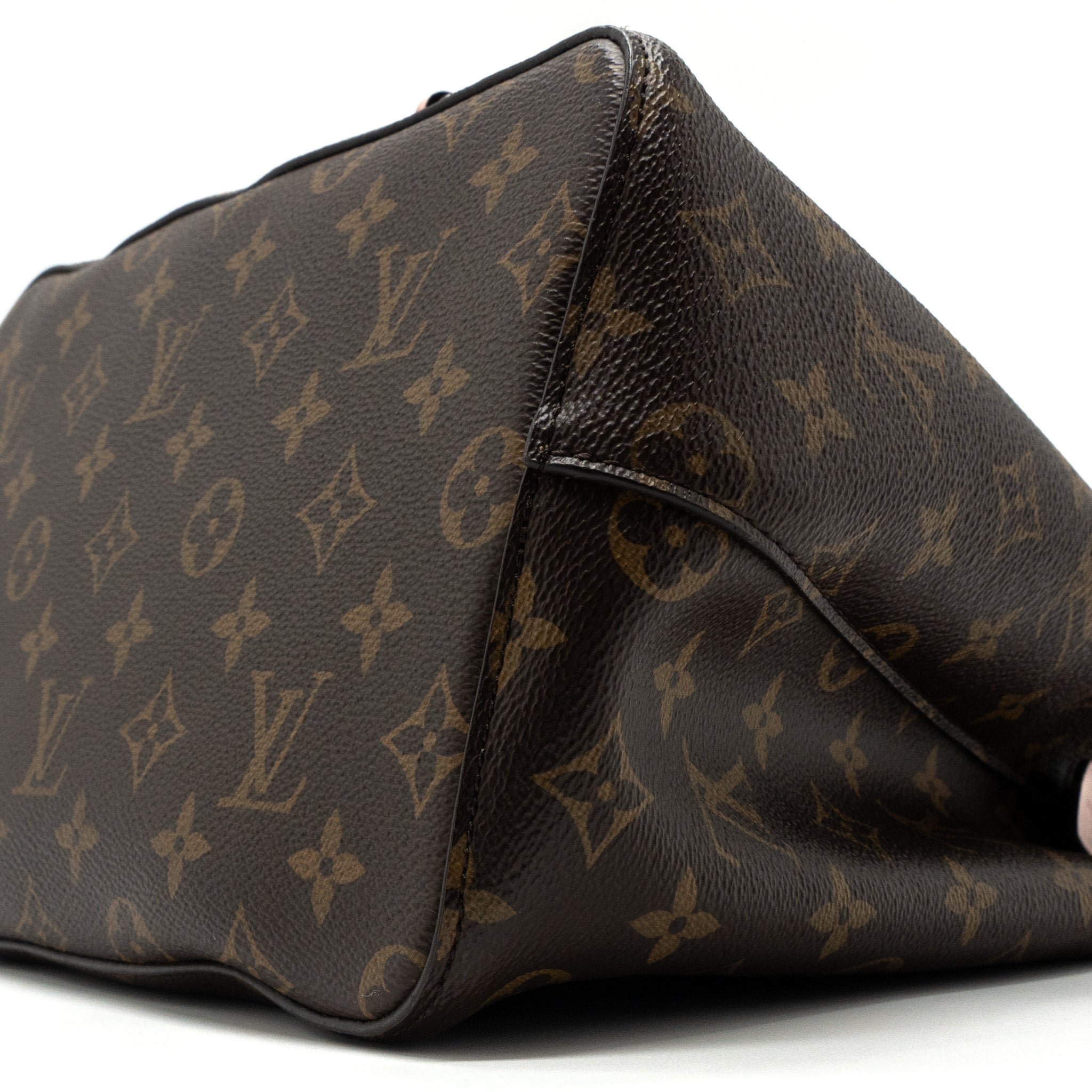 LOUIS VUITTON NEONOE MONOGRAM CANVAS / ROSE POUDRE GHW