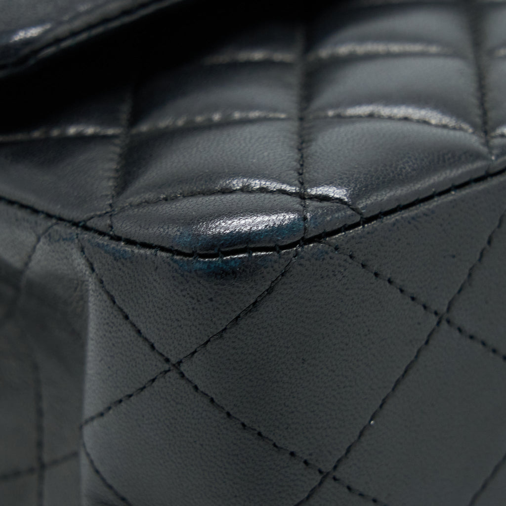 CHANEL MEDIUM CLASSIC DOUBLE FLAP BAG LAMBSKIN BLACK GHW