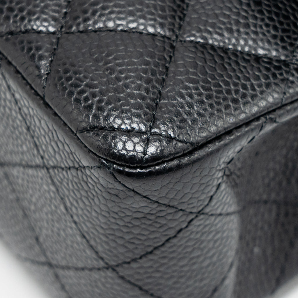 CHANEL SMALL CLASSIC DOUBLE FLAP CAVIAR BLACK GHW (MICROCHIP)