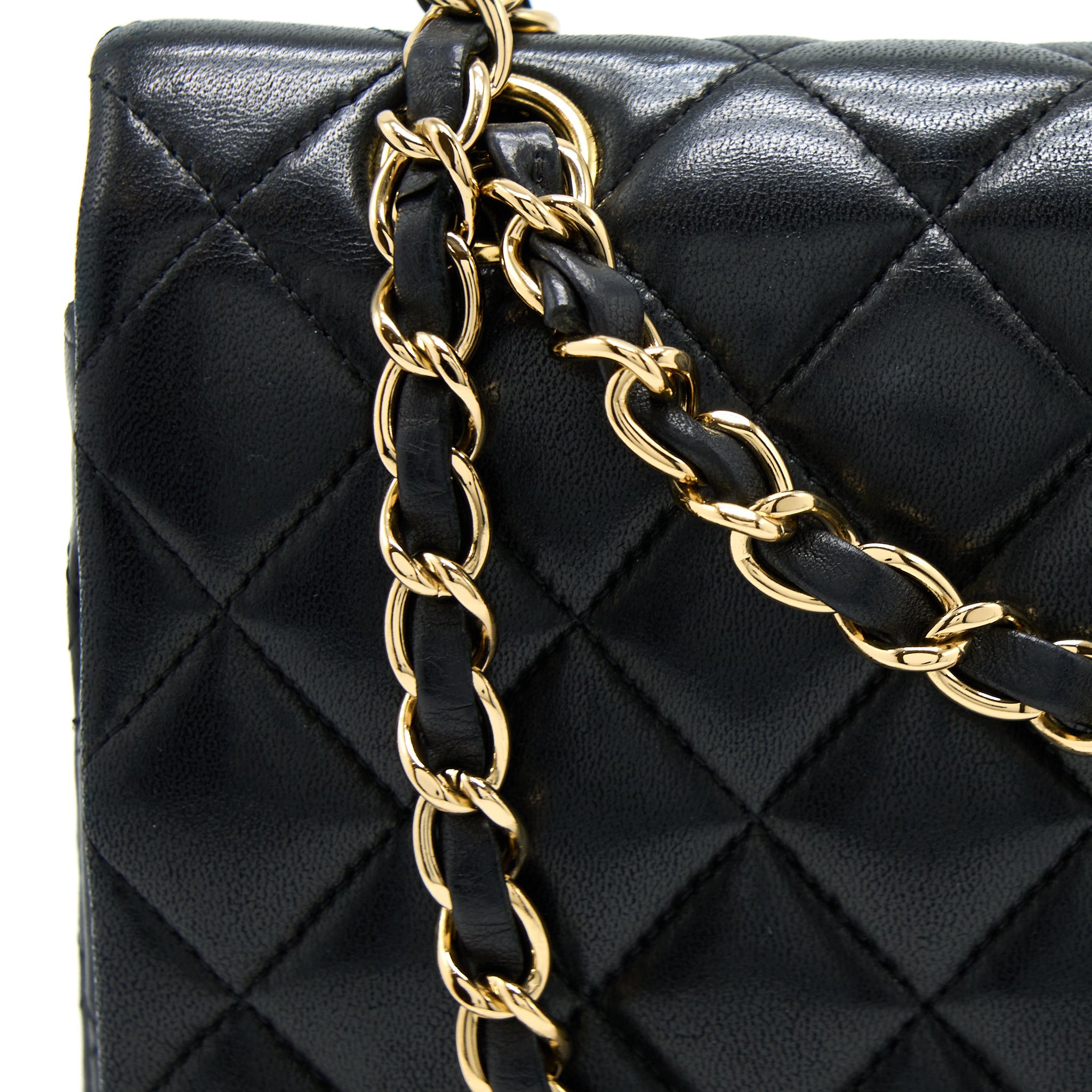 CHANEL MEDIUM CLASSIC DOUBLE FLAP BAG LAMBSKIN BLACK GHW