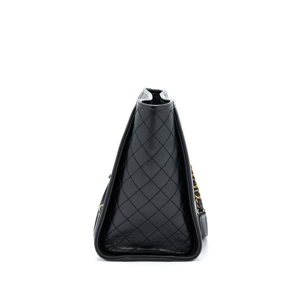 CHANEL DEAUVILLE TOTE BAG CALFSKIN BLACK WITH DETAIL LOGO GHW
