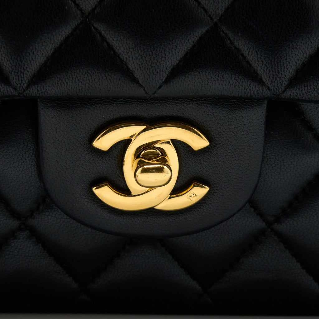 CHANEL MEDIUM CLASSIC DOUBLE FLAP BAG LAMBSKIN BLACK GHW