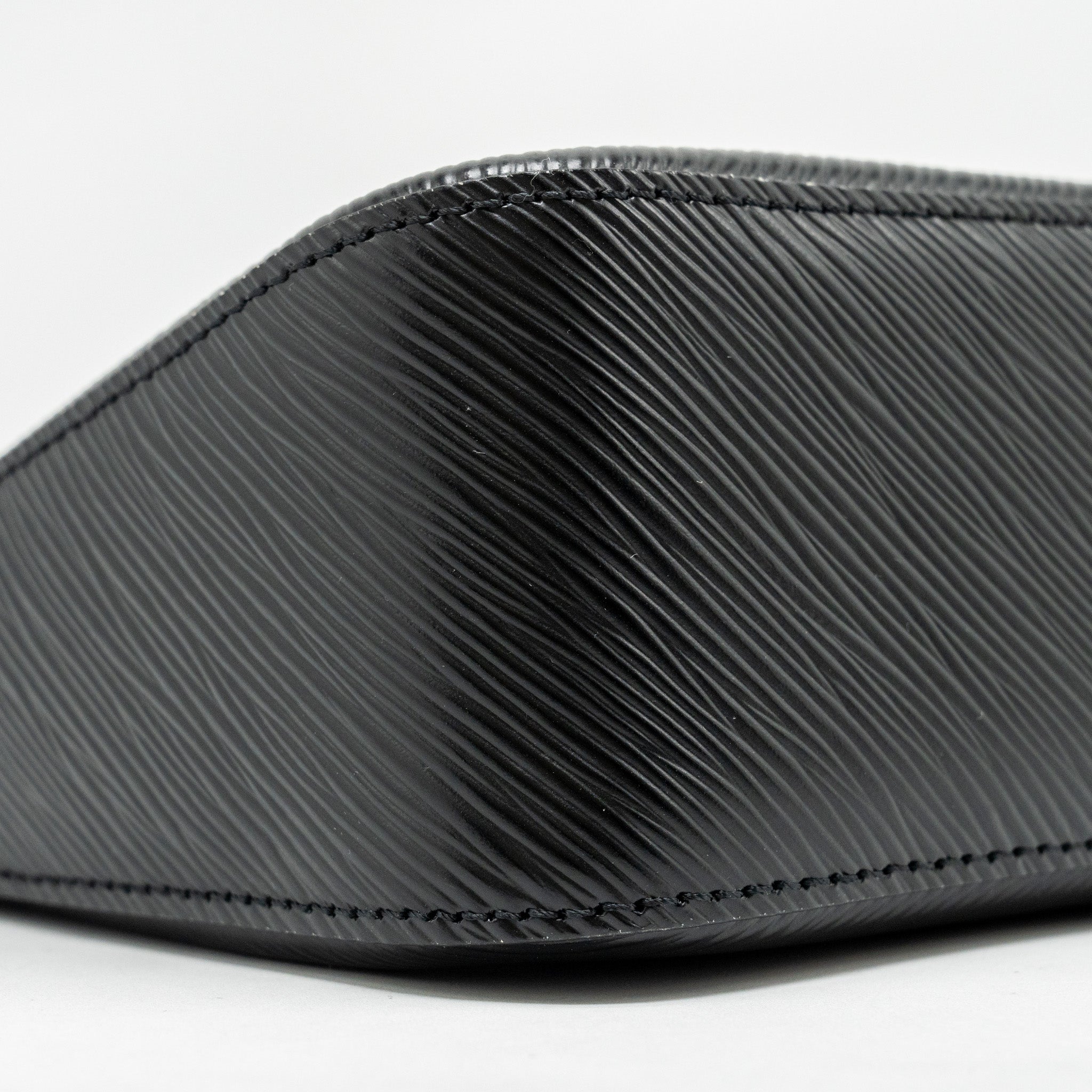 LOUIS VUITTON MARELLE GRAINED EPI/CANVAS BLACK SHW