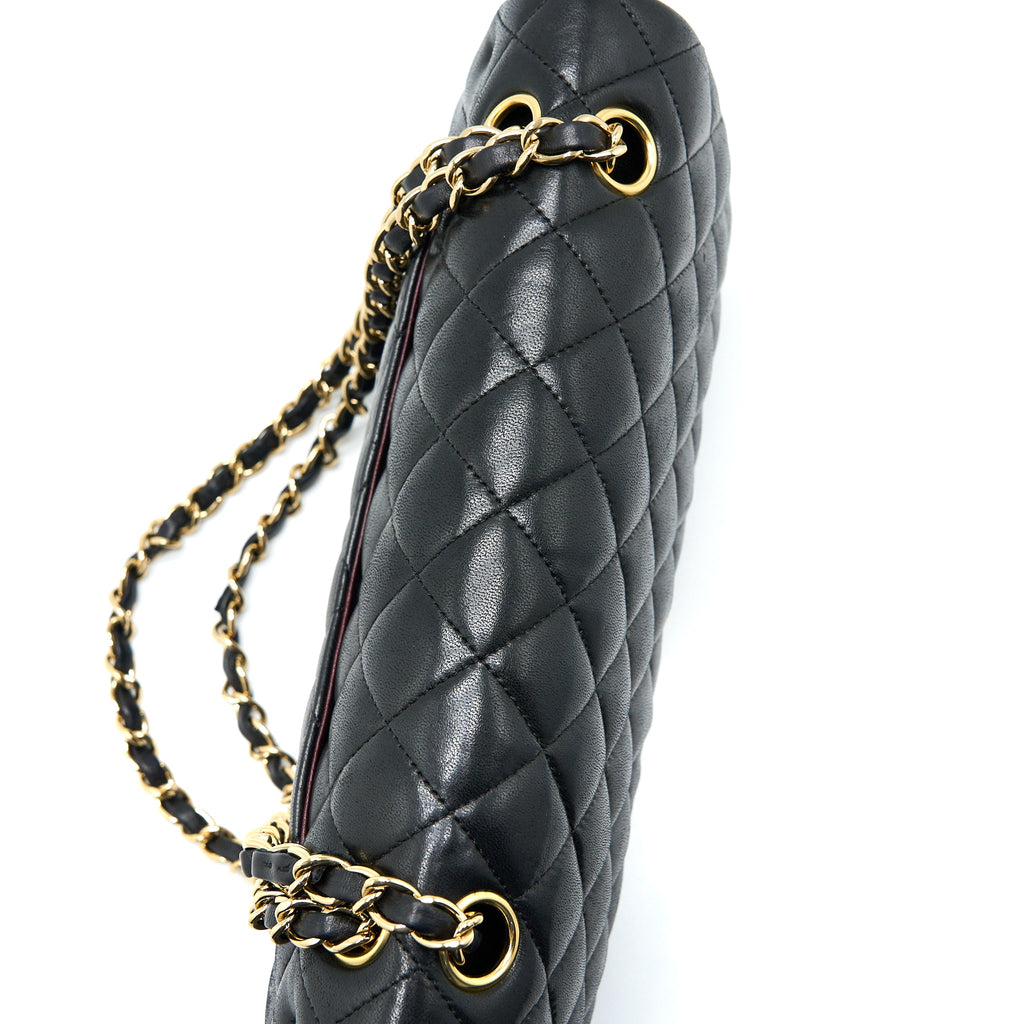 CHANEL MEDIUM CLASSIC DOUBLE FLAP BAG LAMBSKIN BLACK GHW
