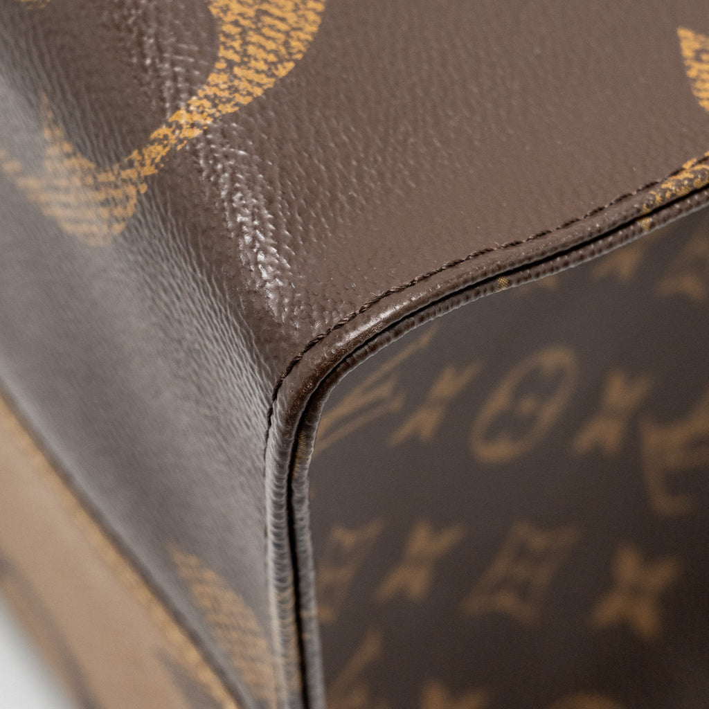 LOUIS VUITTON ONTHEGO GM MONOGRAM CANVAS GHW