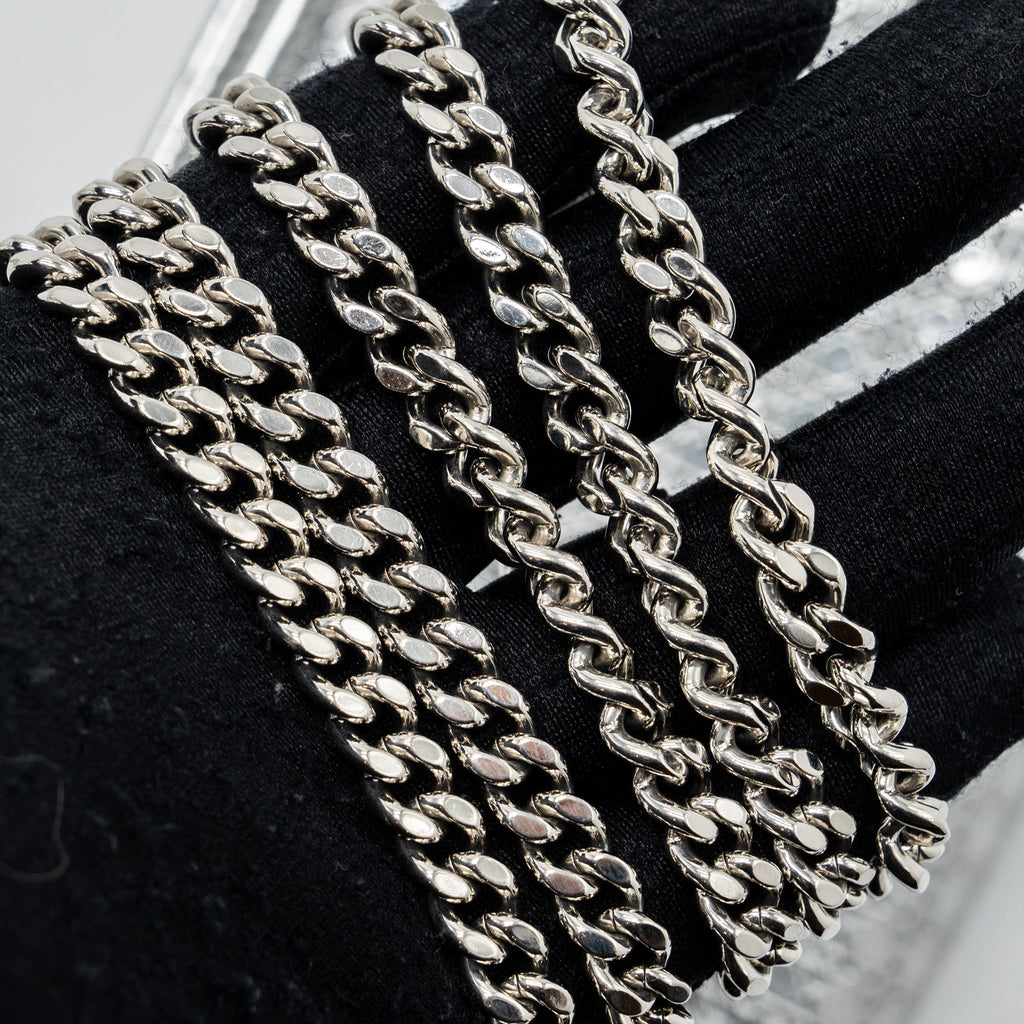 DIOR DIORAMA WALLET ON CHAIN PATENT METALLIC SILVER SHW