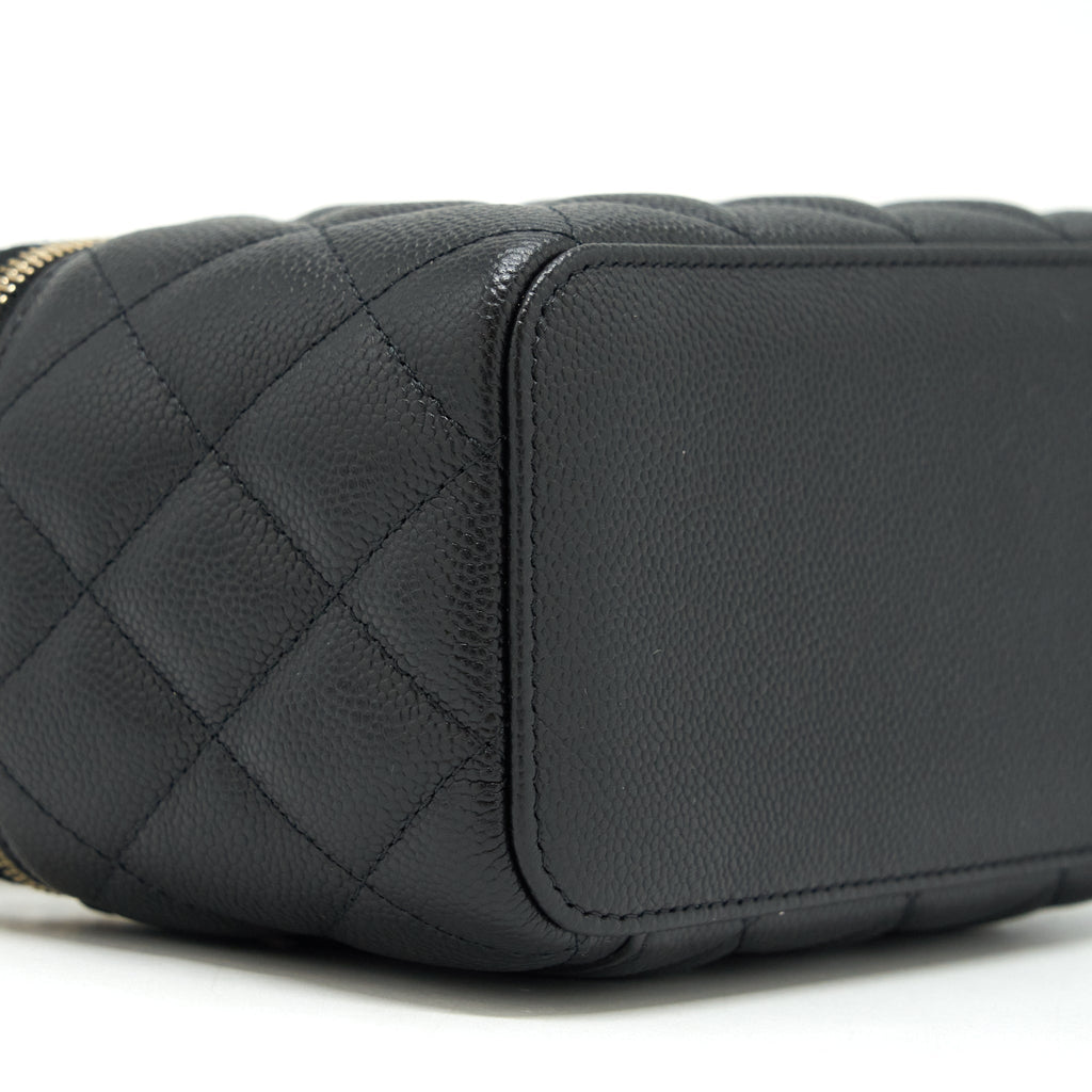 CHANEL 22P LONG VANITY WITH CC LOGO CHAIN CAVIAR BLACK LGHW