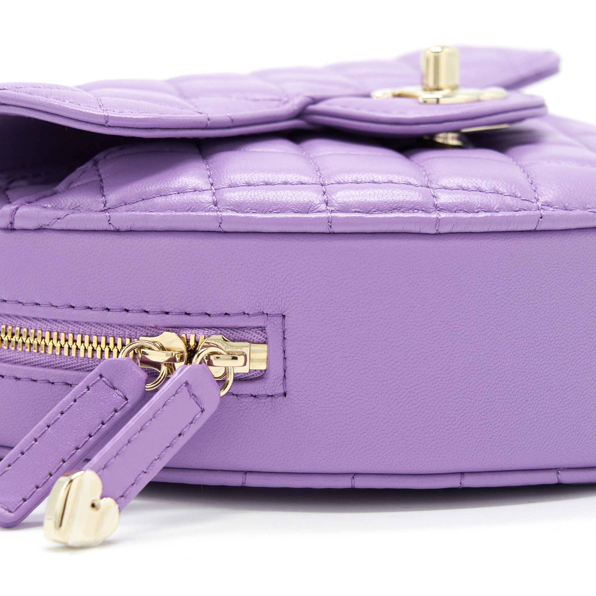 CHANEL 22S HEART BAG LAMBSKIN PURPLE LGHW (MICROCHIP)