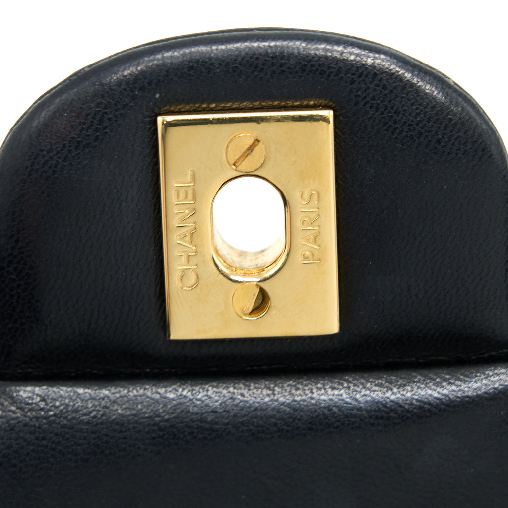 CHANEL MEDIUM CLASSIC DOUBLE FLAP BAG LAMBSKIN BLACK GHW