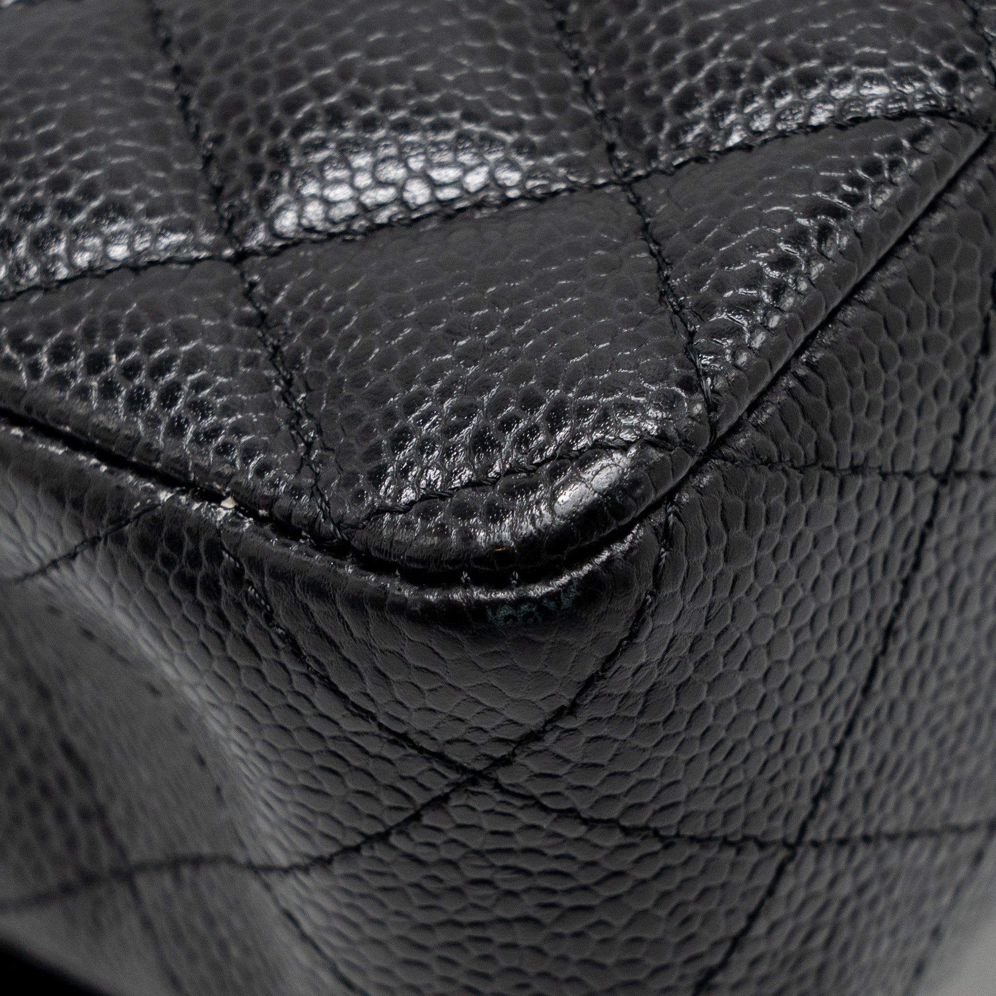 CHANEL MEDIUM CLASSIC DOUBLE FLAP BAG CAVIAR BLACK SHW