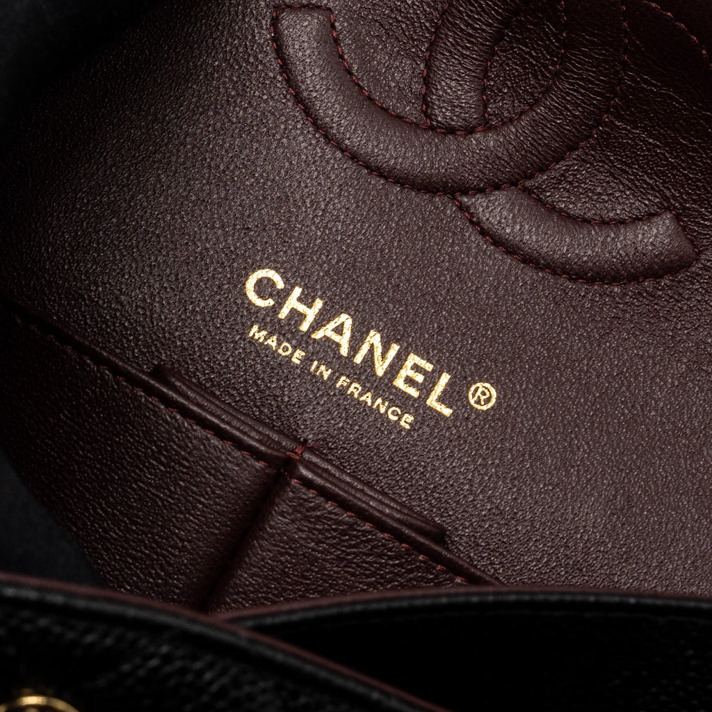 CHANEL MEDIUM CLASSIC DOUBLE FLAP BAG CAVIAR BLACK GHW