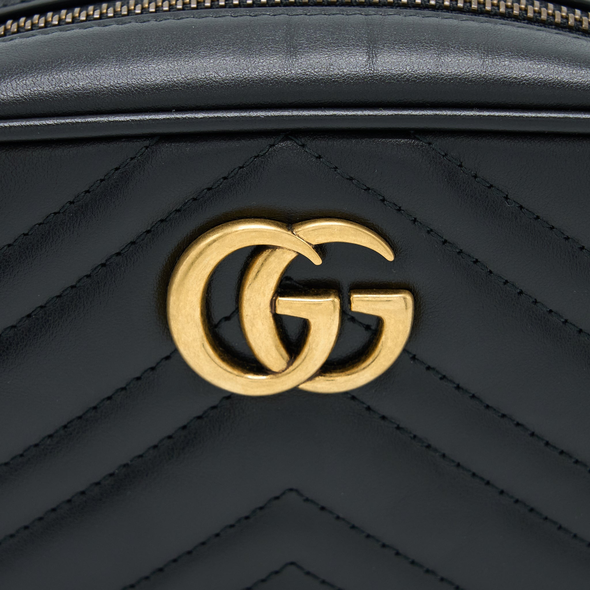 GUCCI GG MINI MARMONT MATELASSÉ BAG BLACK GHW