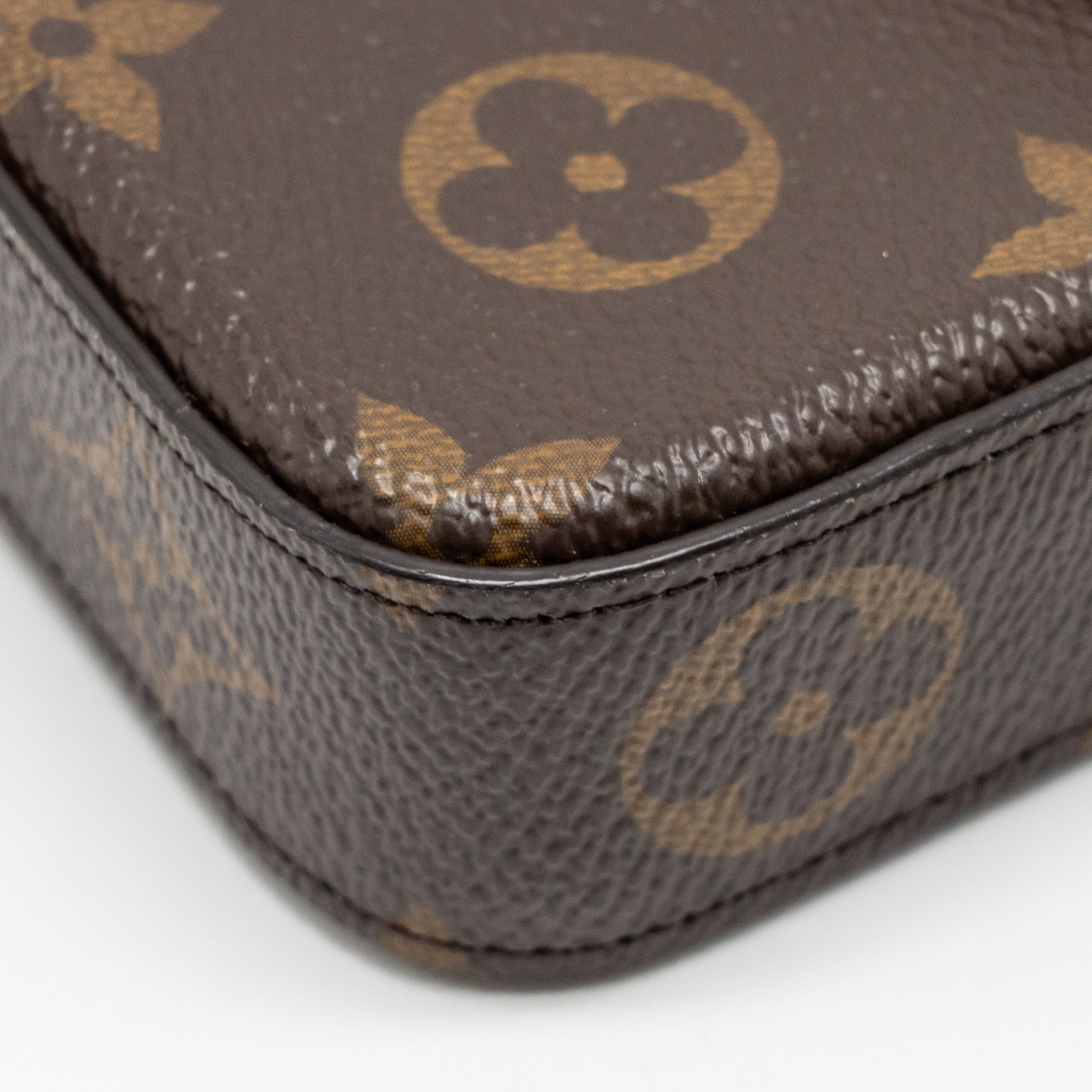 LOUIS VUITTON FELICIE POCHETTE MONOGRAM CANVAS GHW