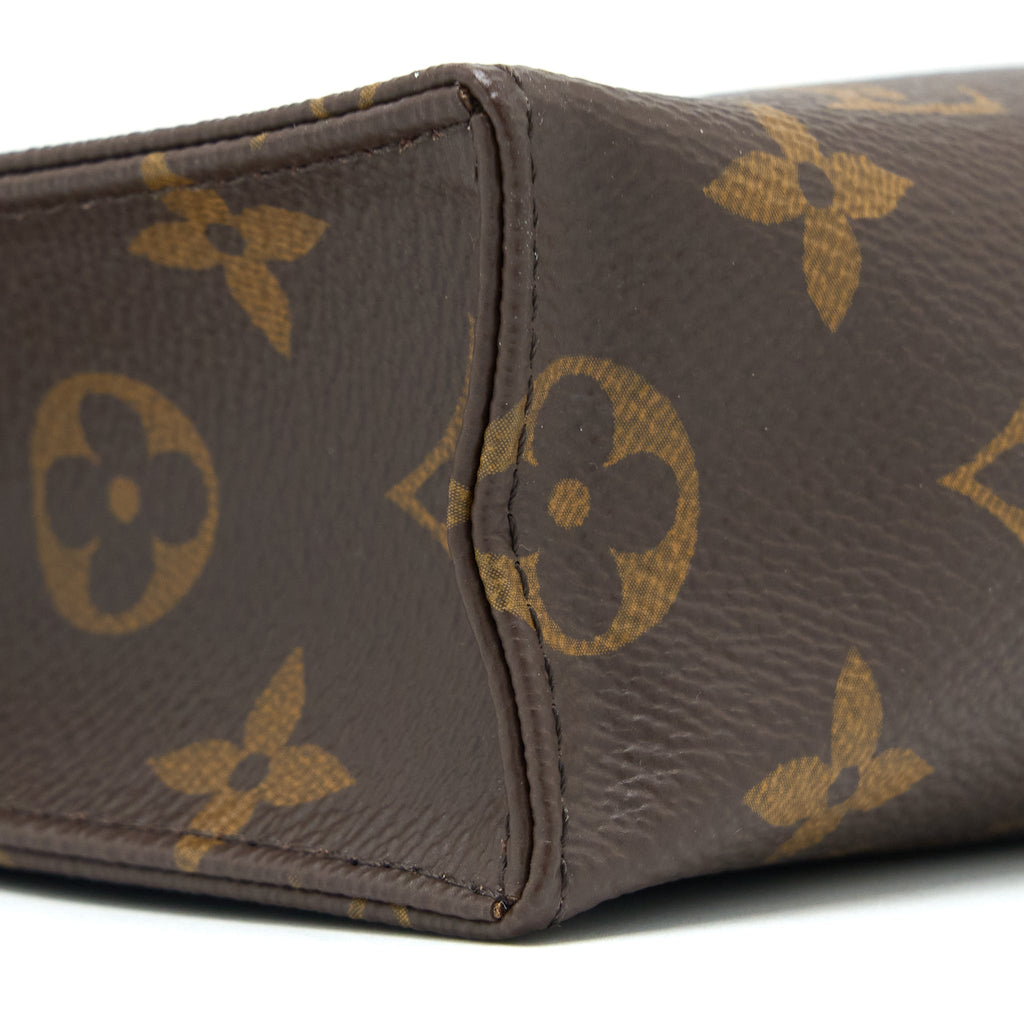 LOUIS VUITTON TOILETRY POCHETTE 26 MONOGRAM CANVAS GHW