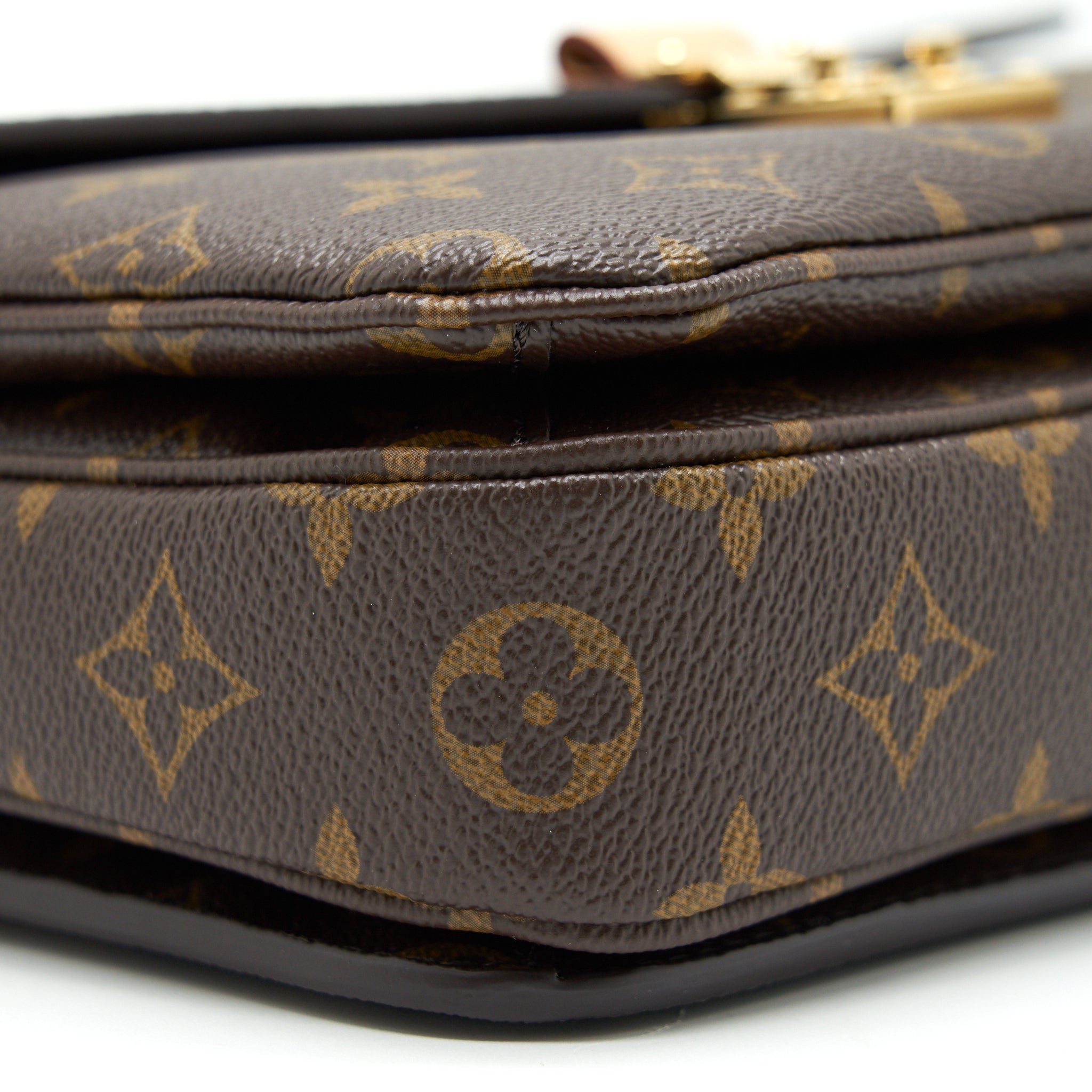LOUIS VUITTON MONOGRAM CANVAS POCHETTE METIS