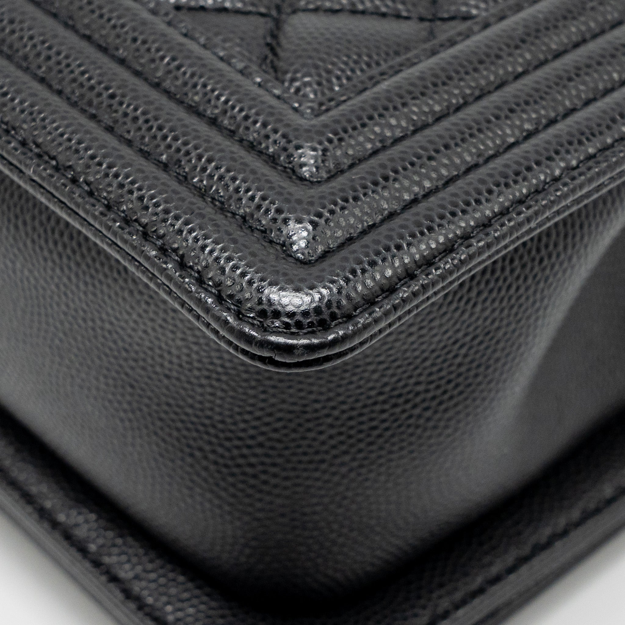 CHANEL SMALL BOY BAG CAVIAR BLACK GHW (MICROCHIP)