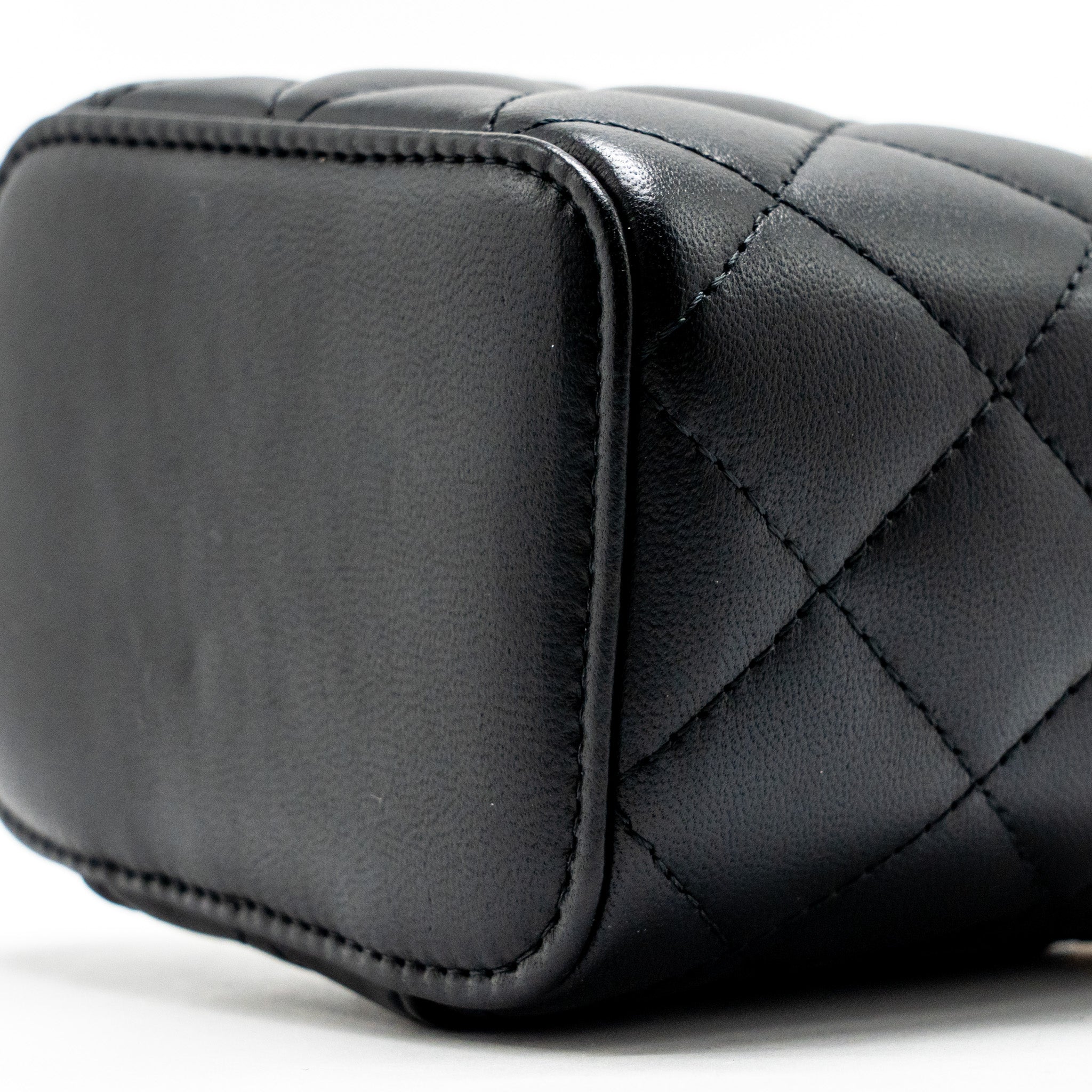 CHANEL PEARL CRUSH MINI VANITY WITH CHAIN LAMBSKIN BLACK GHW