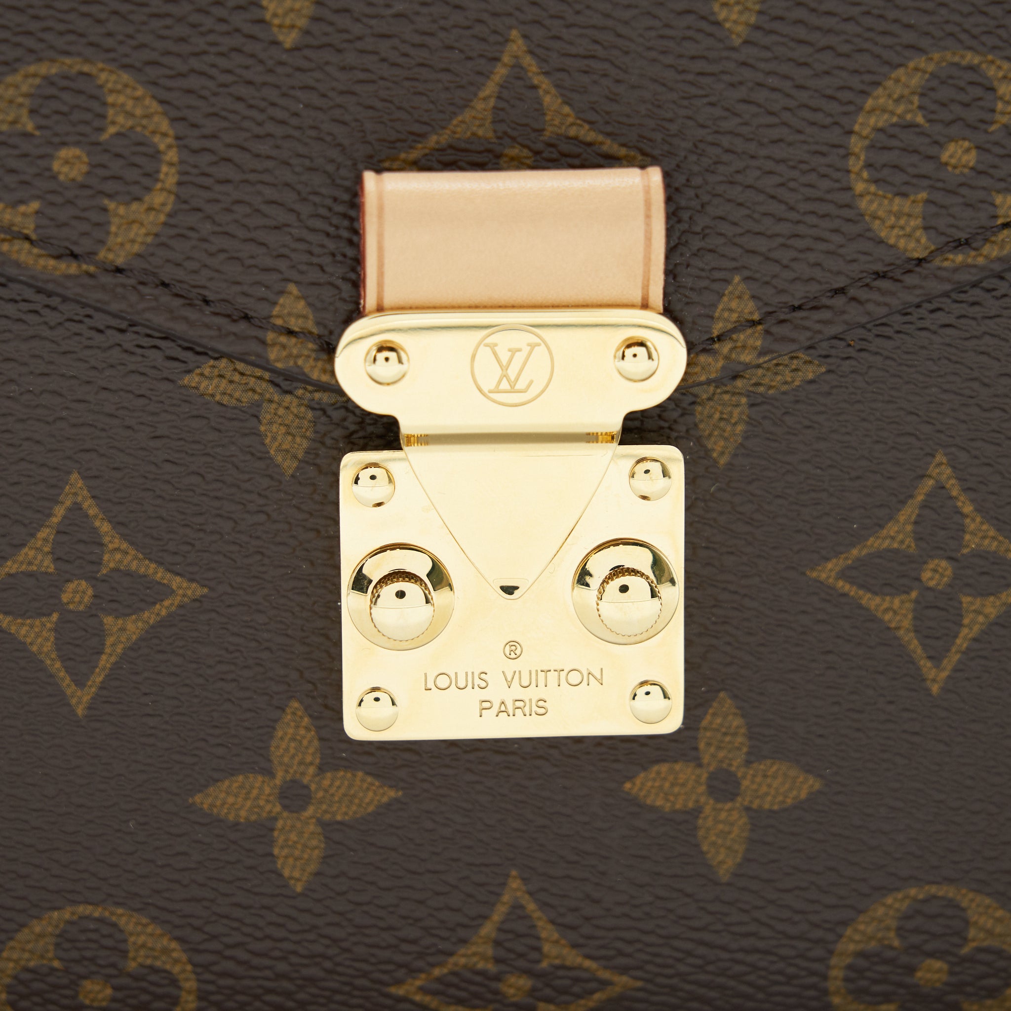 LOUIS VUITTON MONOGRAM CANVAS POCHETTE METIS