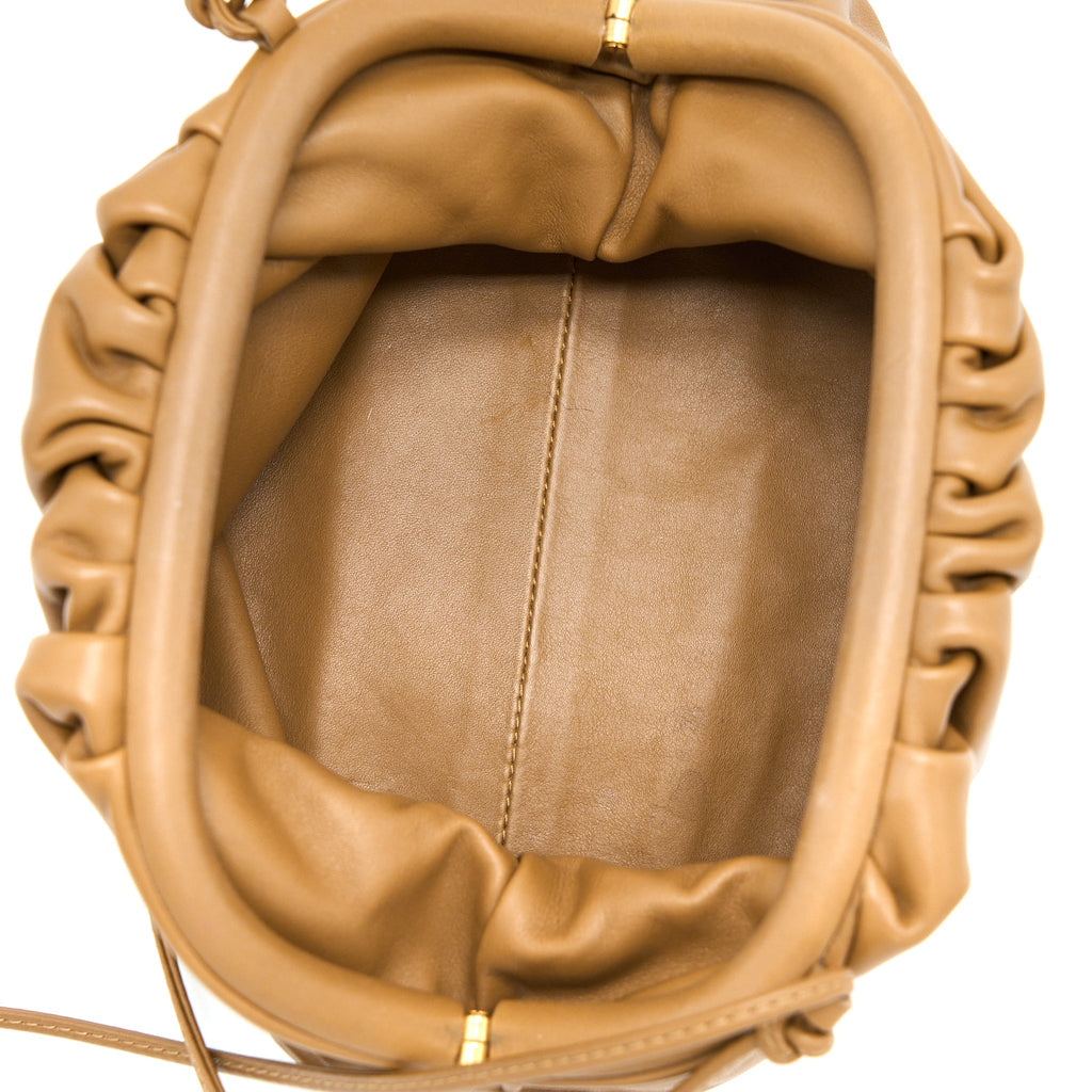BOTTEGA VENETA MINI POUCH CALFSKIN CARAMEL GHW
