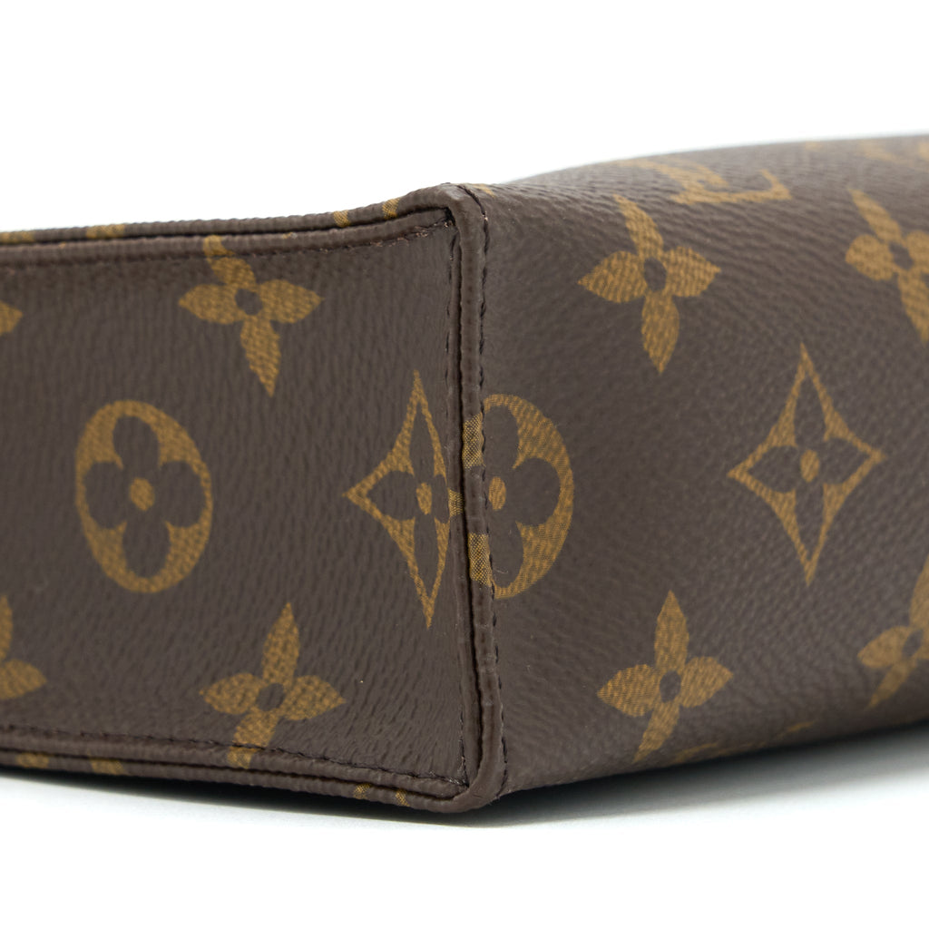LOUIS VUITTON TOILETRY POCHETTE 26 MONOGRAM CANVAS GHW