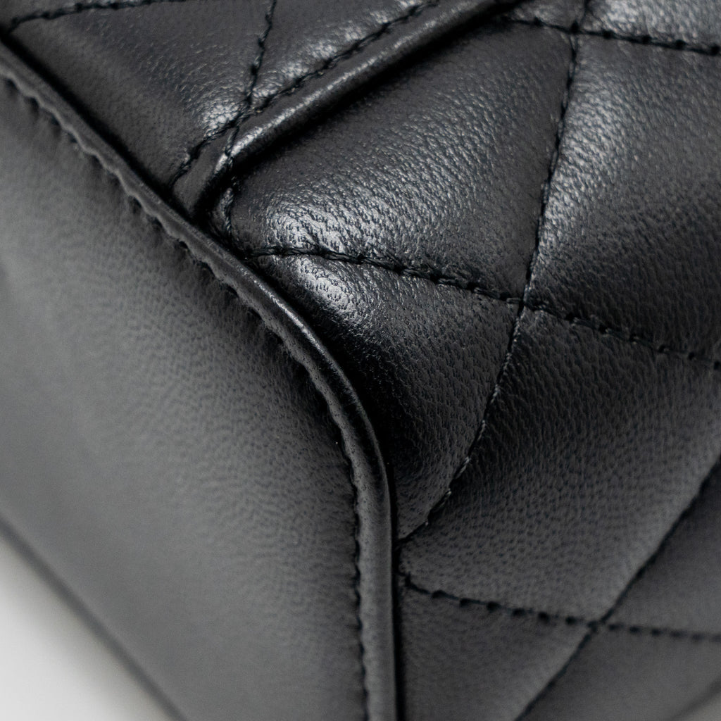 CHANEL PEARL CRUSH MINI VANITY WITH CHAIN LAMBSKIN BLACK GHW