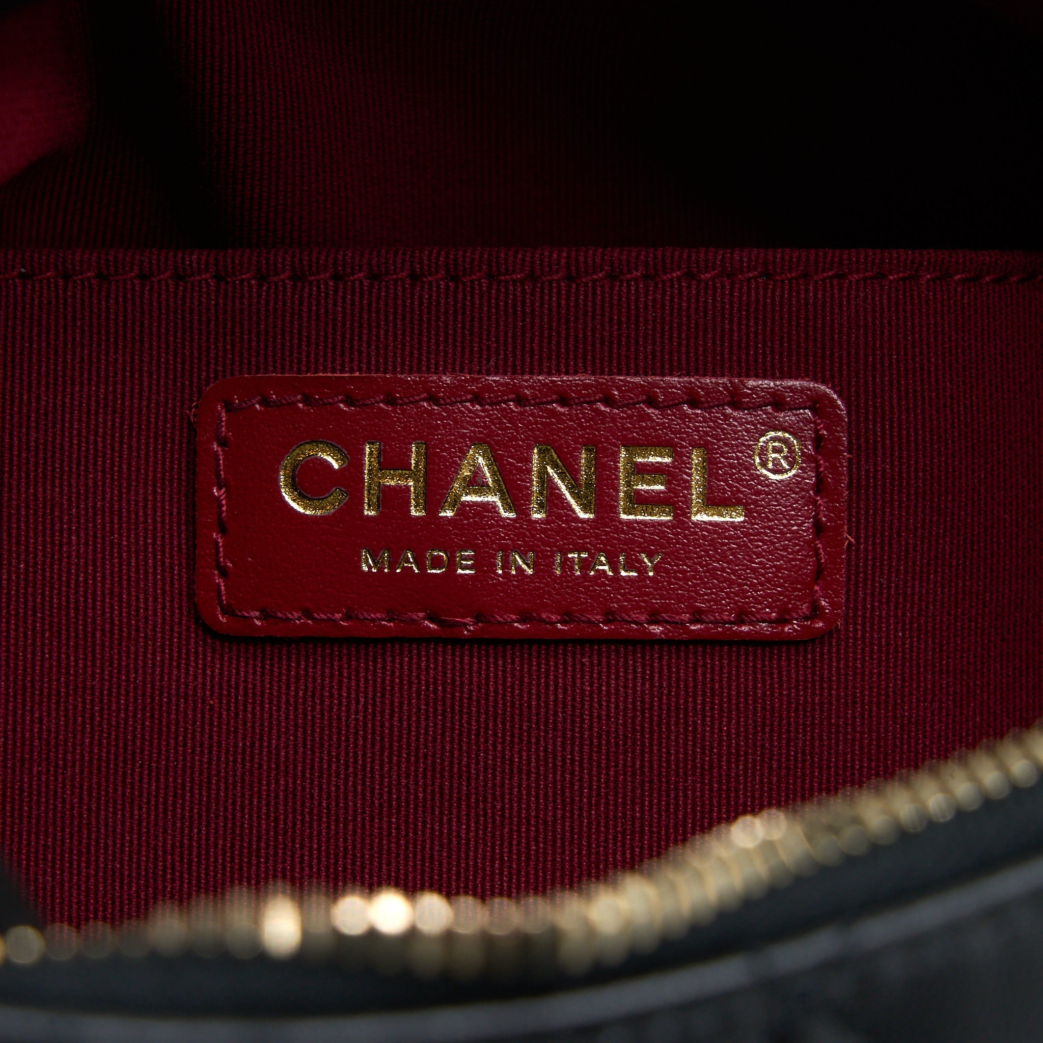CHANEL 22B HOBO BAG LAMBSKIN BLACK GHW (MICROCHIP)