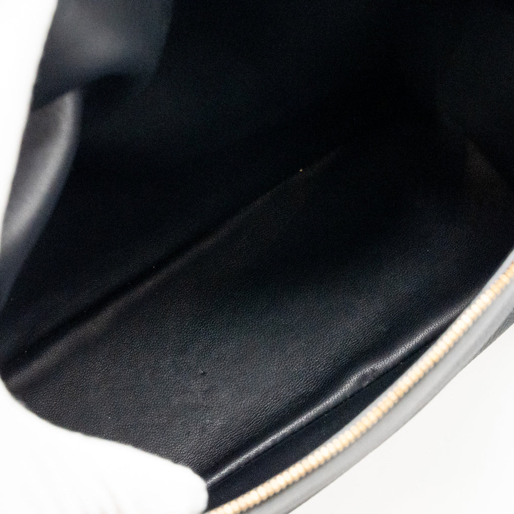 LORO PIANA EXTRA POCKET BACKPACK L23.5 GRAINED CALFSKIN NAVY GHW