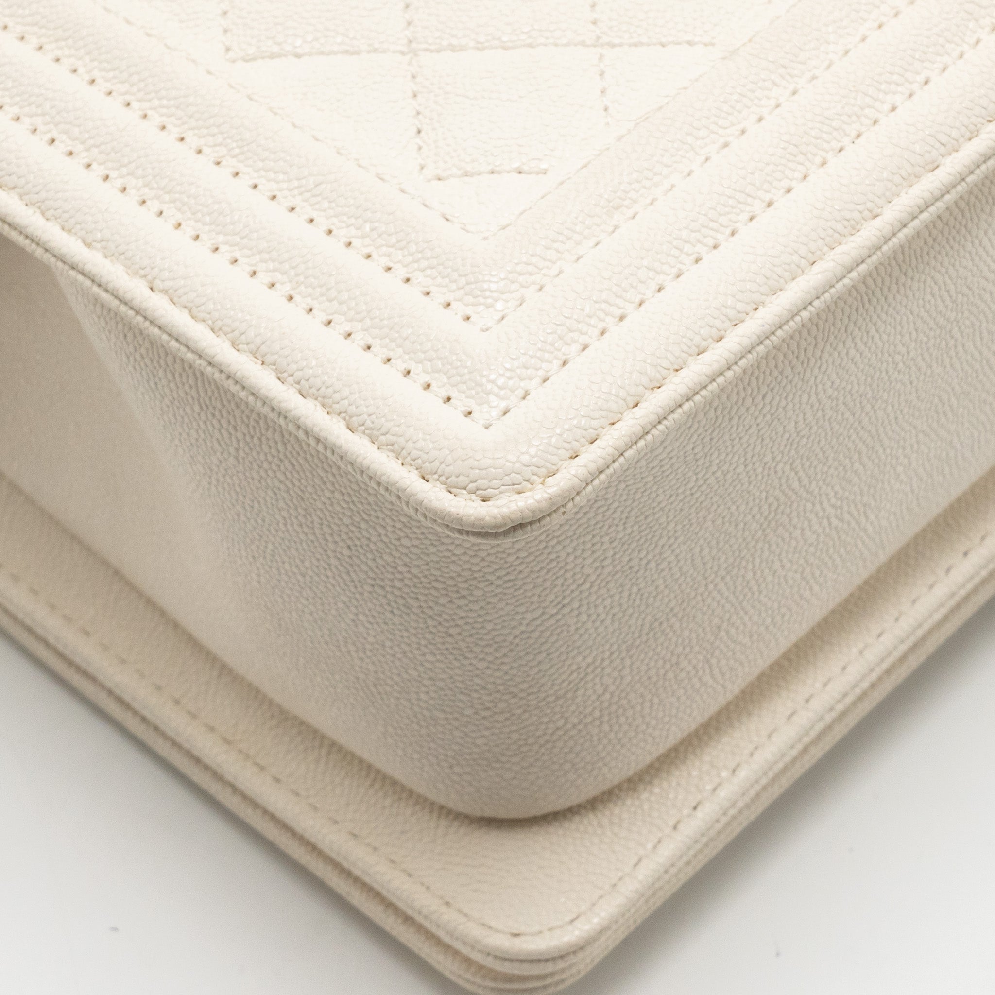 CHANEL MEDIUM BOY BAG CAVIAR WHITE LGHW