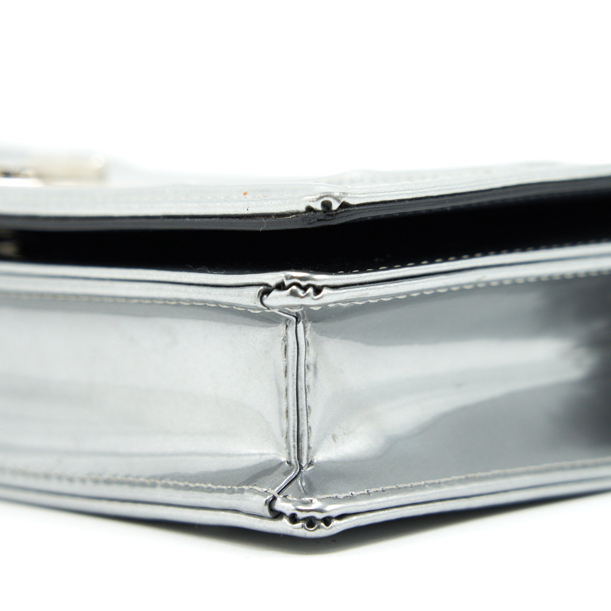 DIOR DIORAMA WALLET ON CHAIN IN SILVER