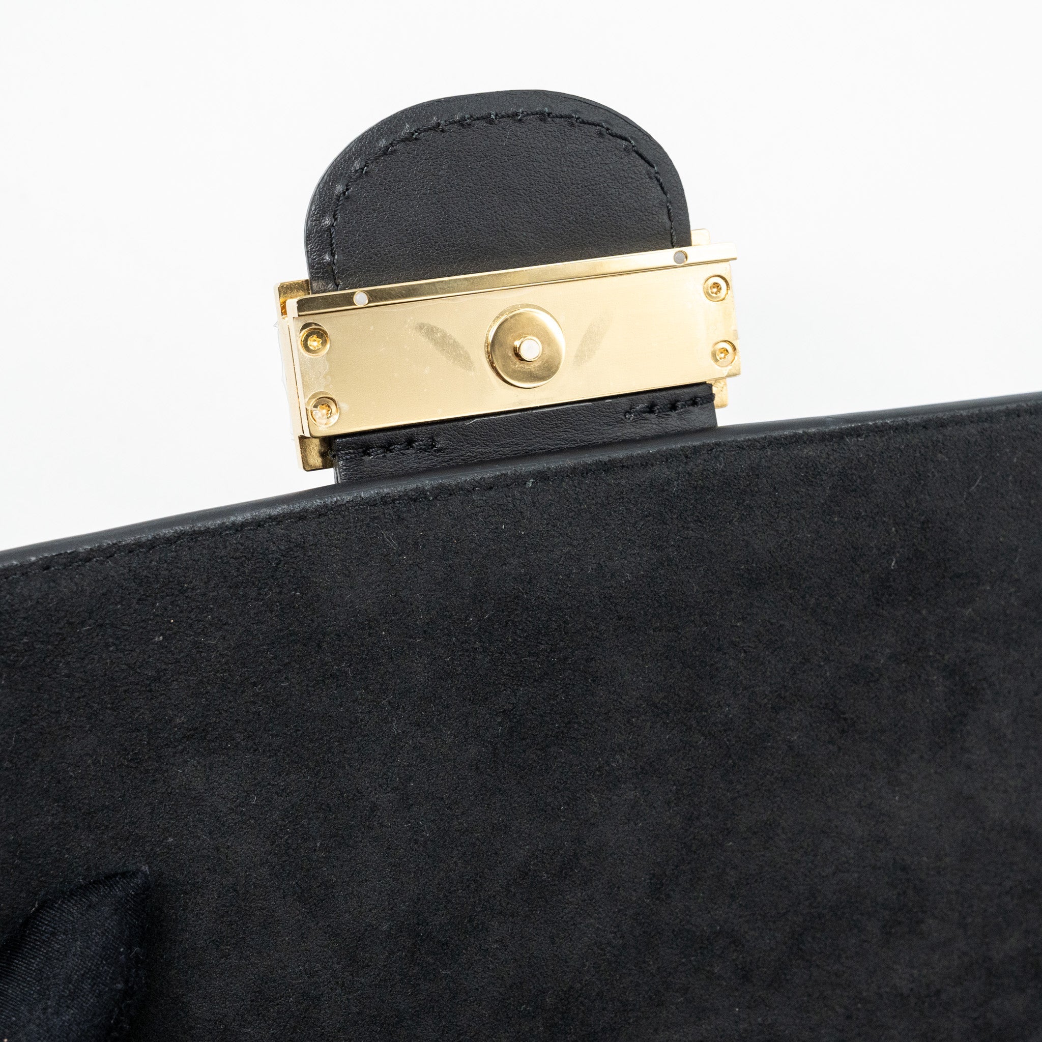 LOUIS VUITTON DAUPHINE MM EPI BLACK GHW (NEW VERSION)