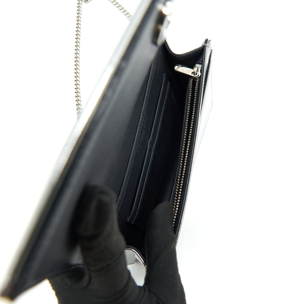 DIOR DIORAMA WALLET ON CHAIN IN SILVER